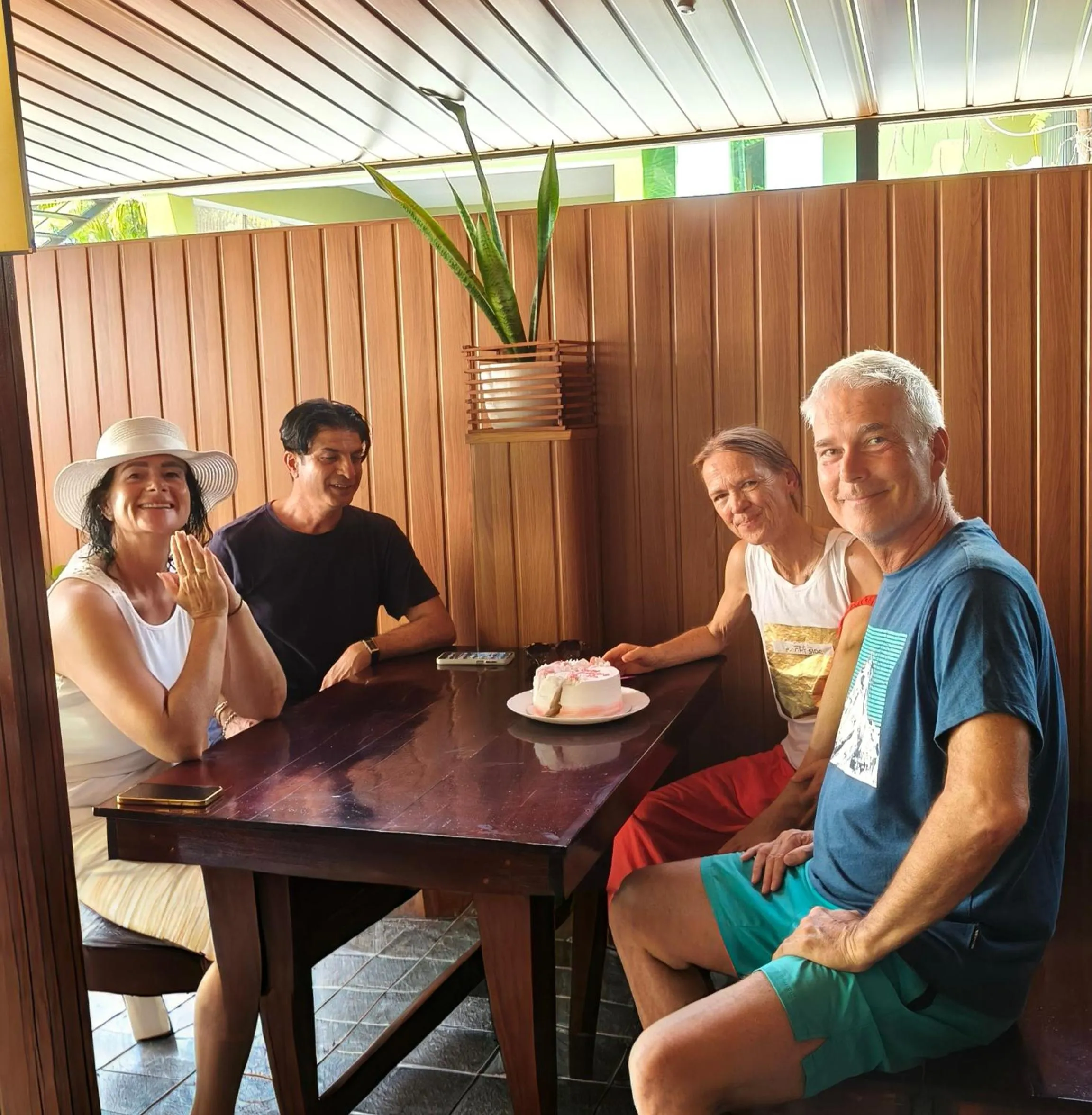 Lakefront Beach Homes