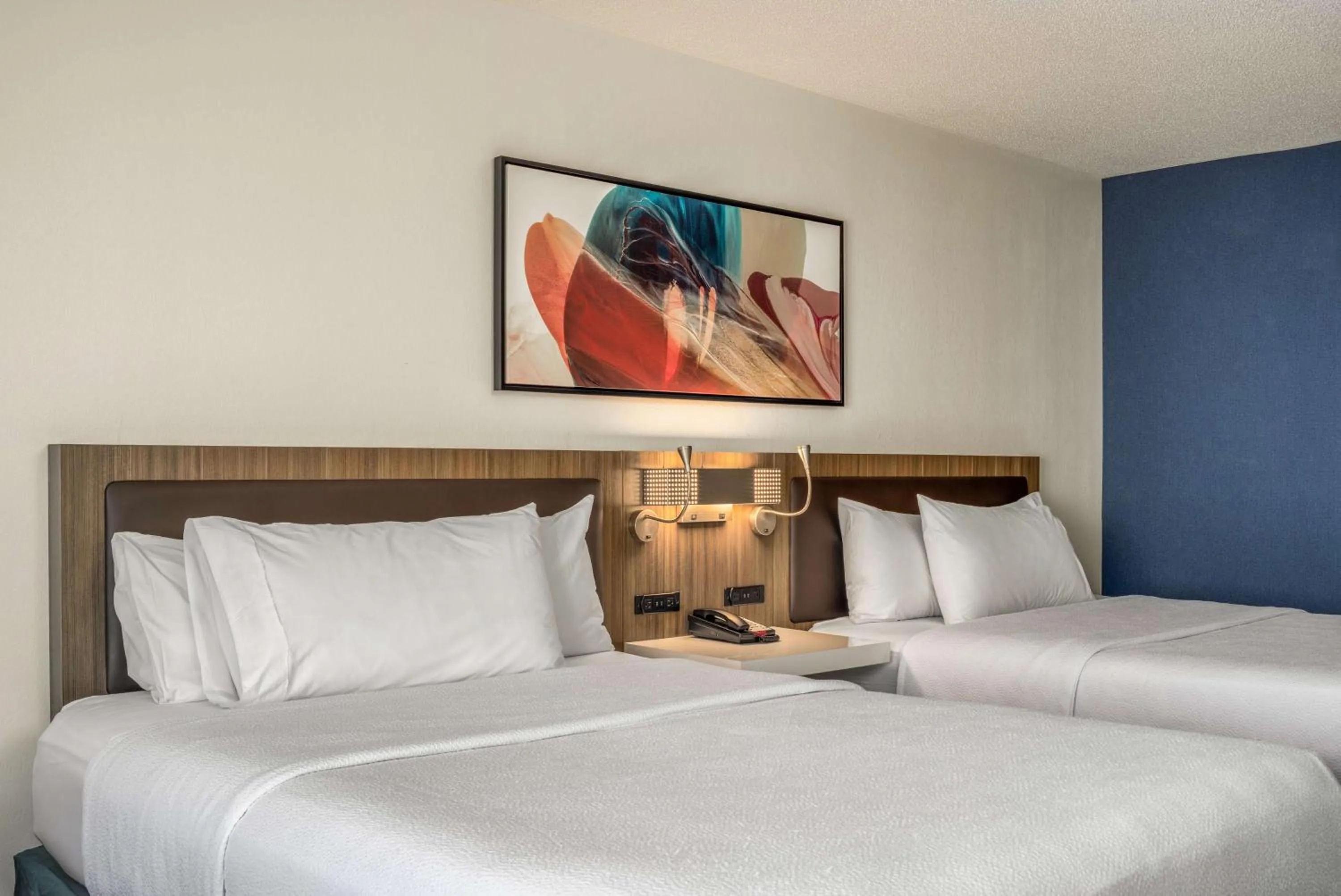 Bed in Hilton Garden Inn Oakbrook Terrace