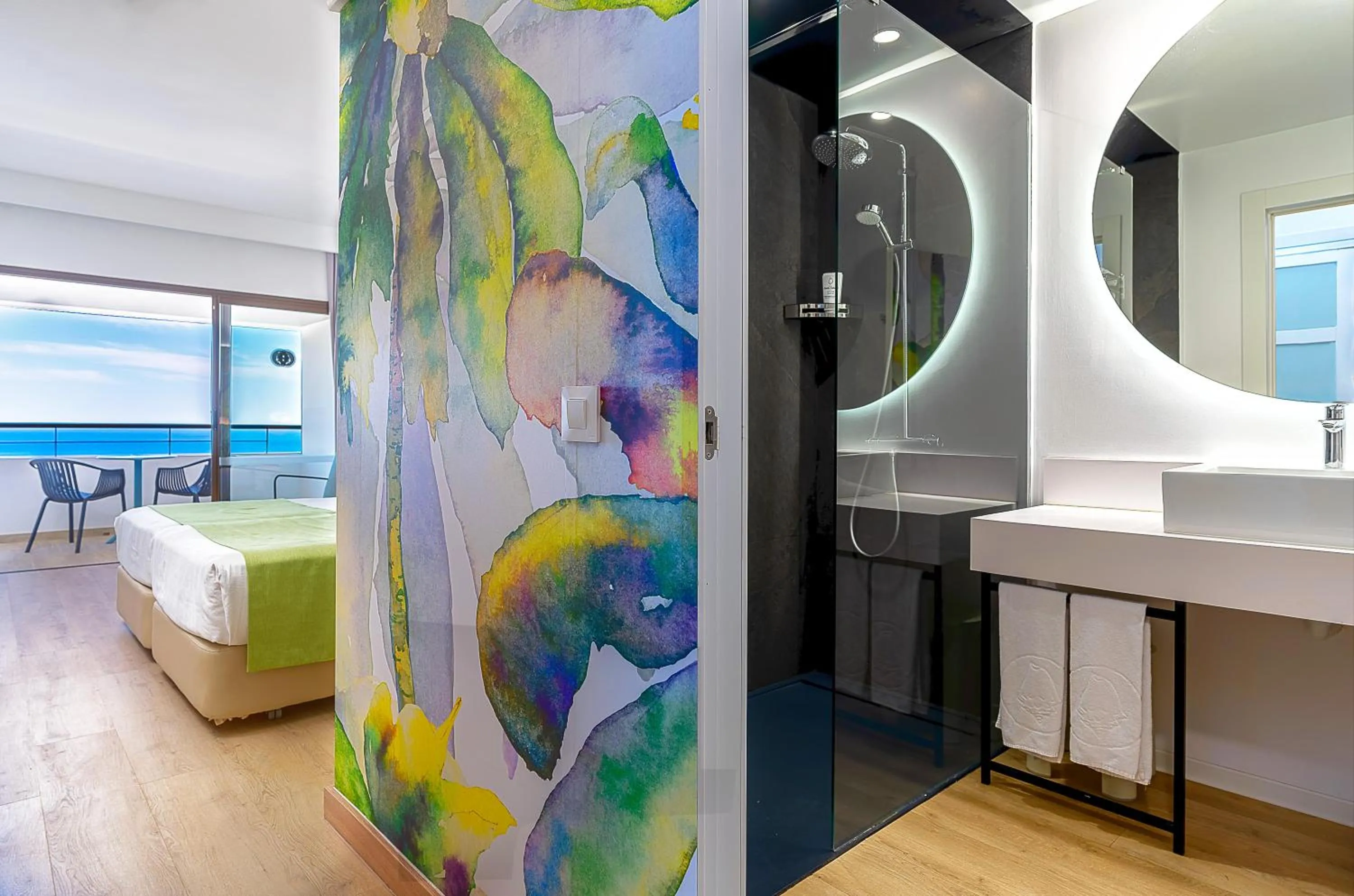 Bathroom, Bed in Hotel Costa Calero Thalasso & Spa