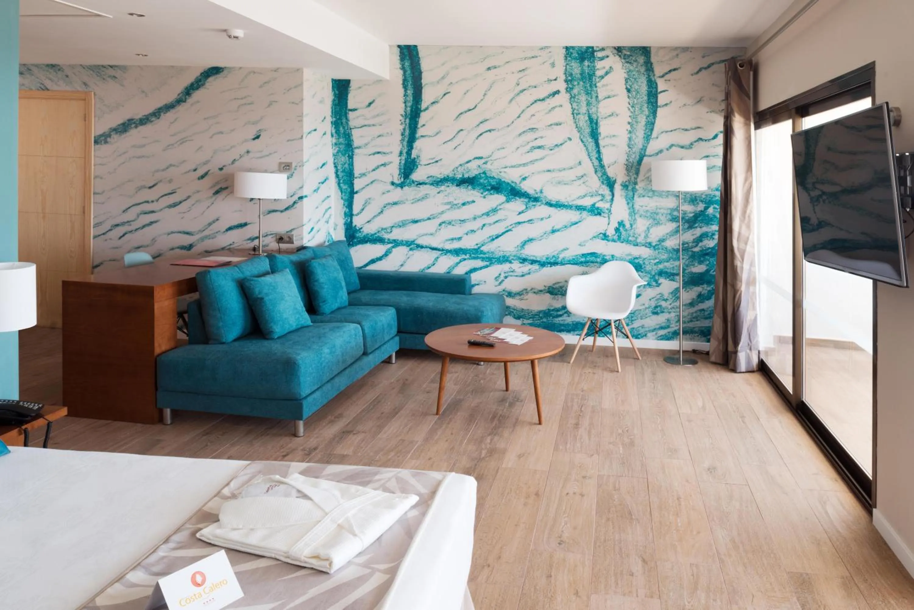 Photo of the whole room, Bed in Hotel Costa Calero Thalasso & Spa