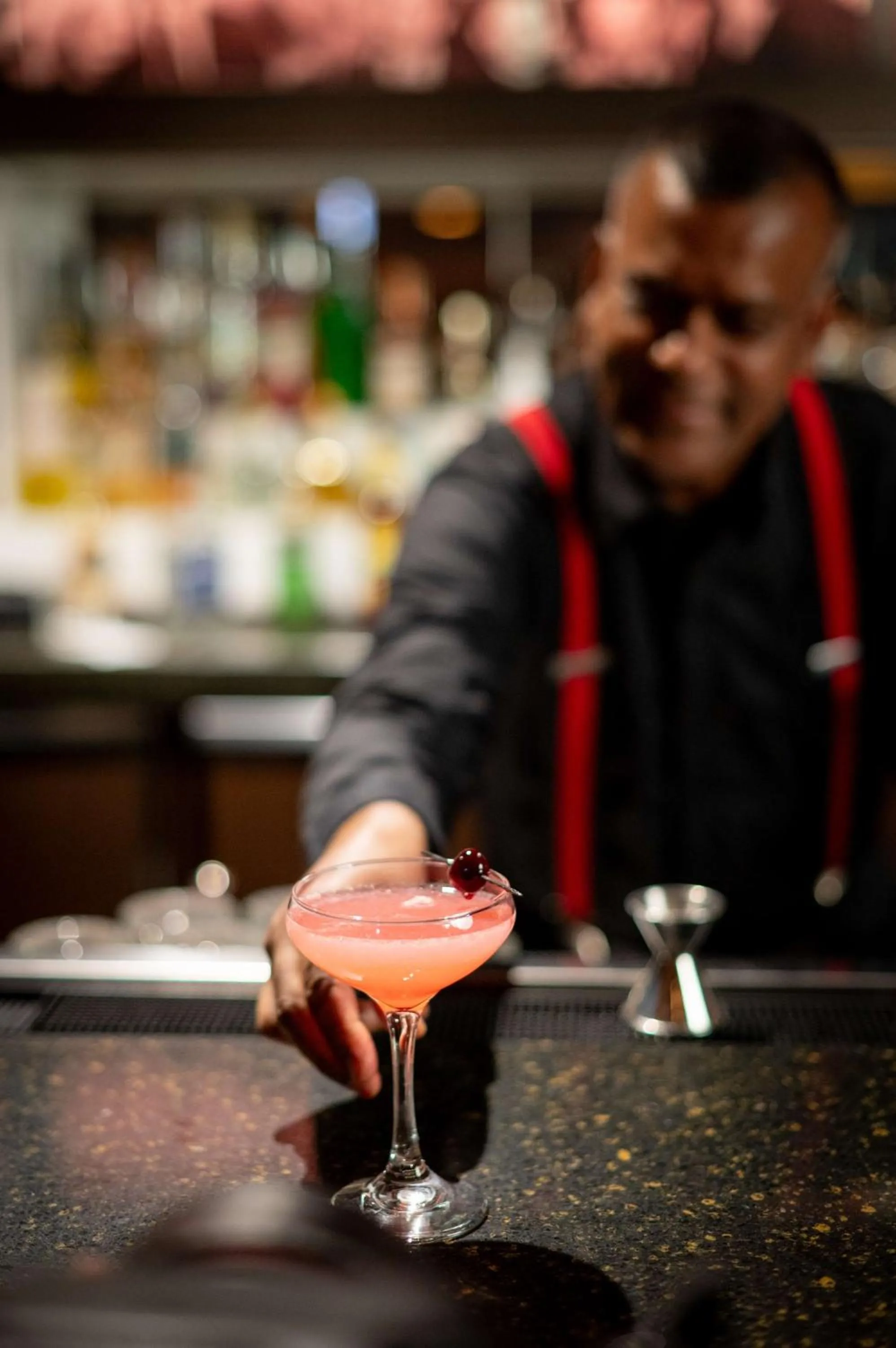 Lounge or bar in The Palmer House Hilton