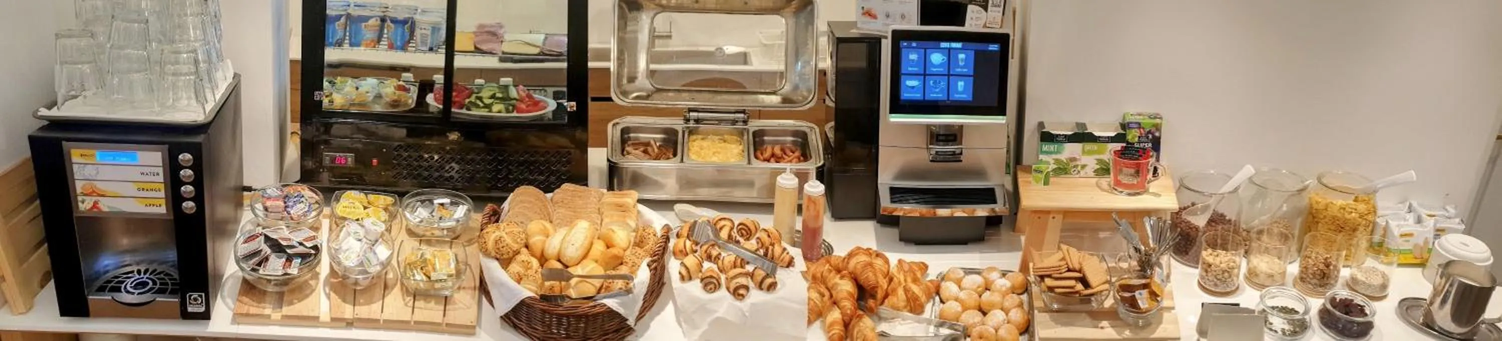 Buffet breakfast in Self-service Hotel Ostaš Praha