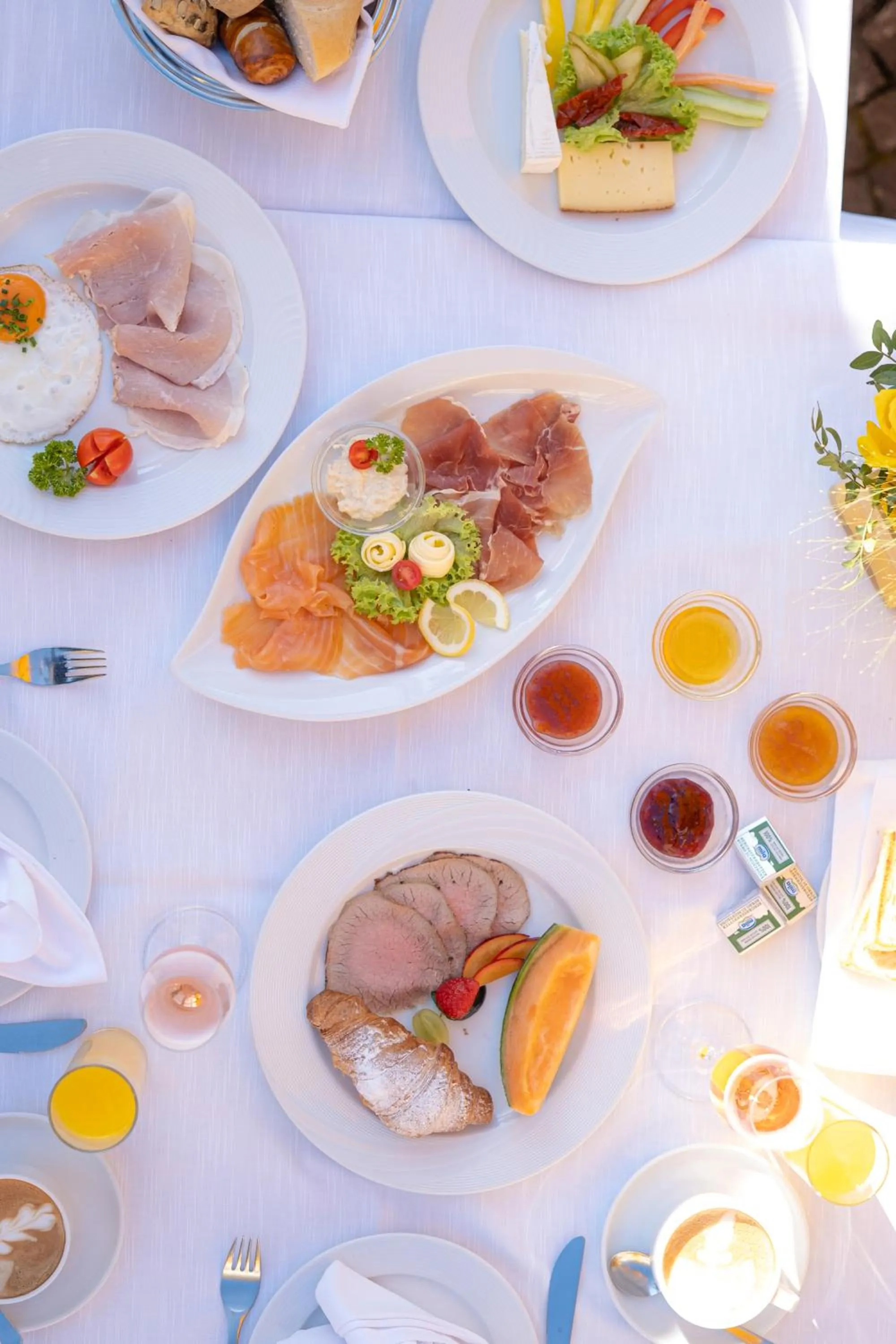 Breakfast in Seegarten