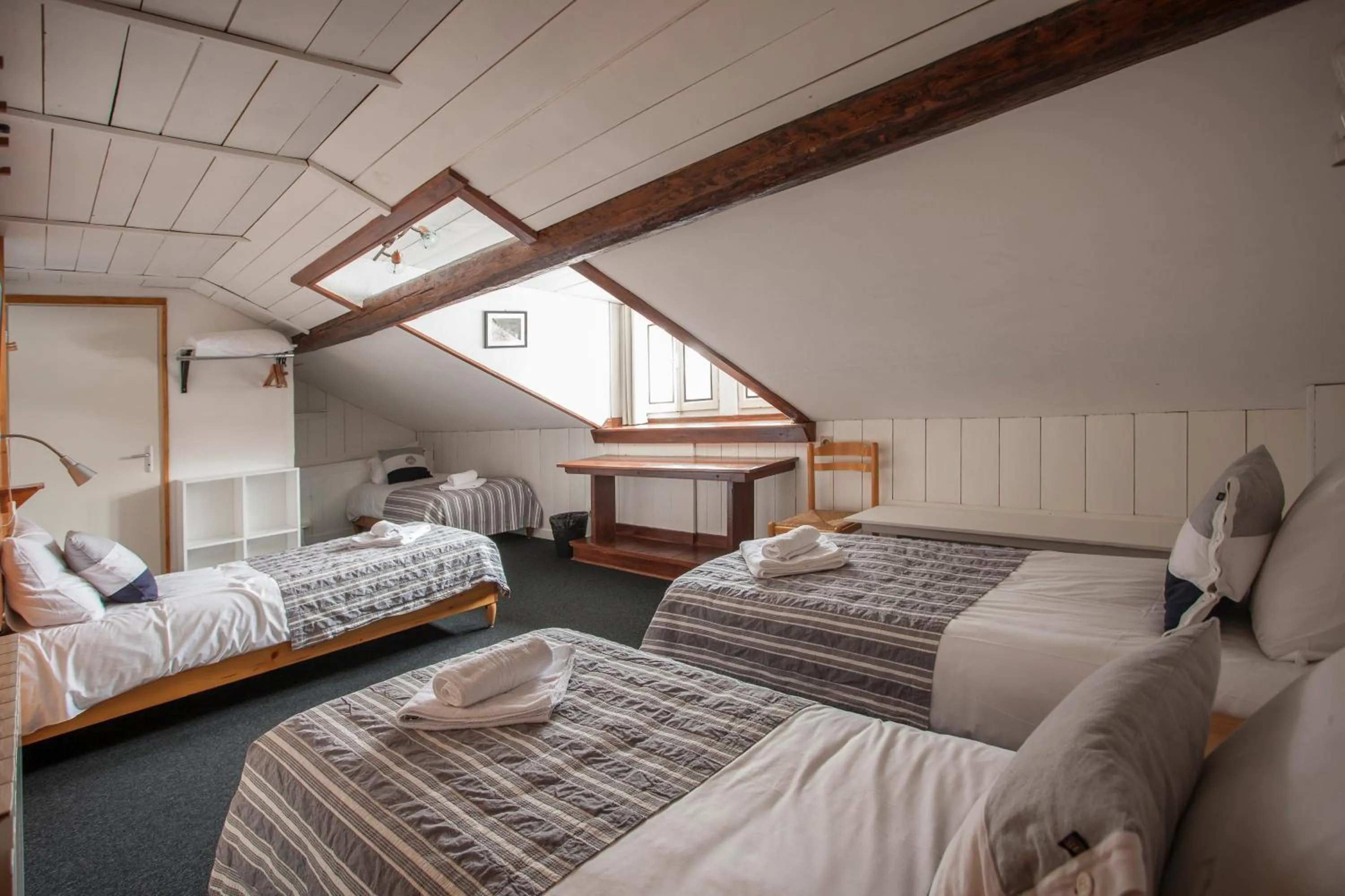 Photo of the whole room, Bed in La Chaumière Mountain Lodge