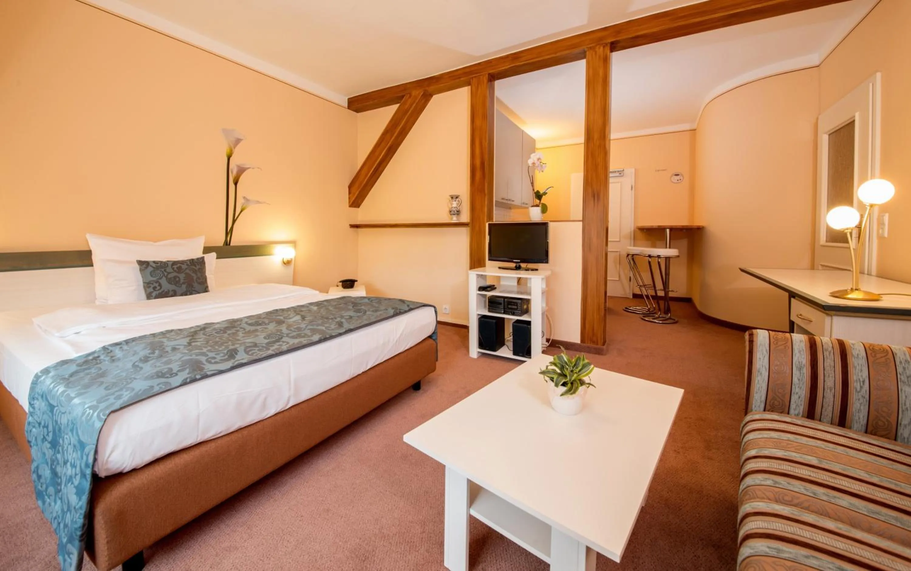 Photo of the whole room, Bed in Aparthotel Villa Freisleben