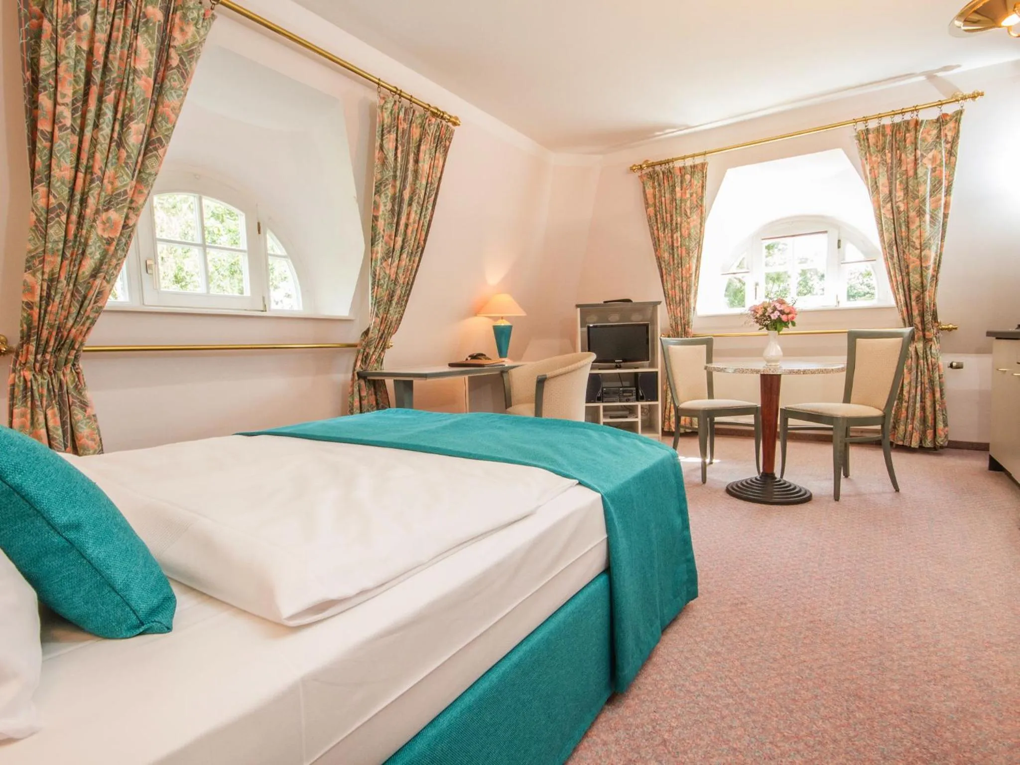 Day, Bed in Aparthotel Villa Freisleben