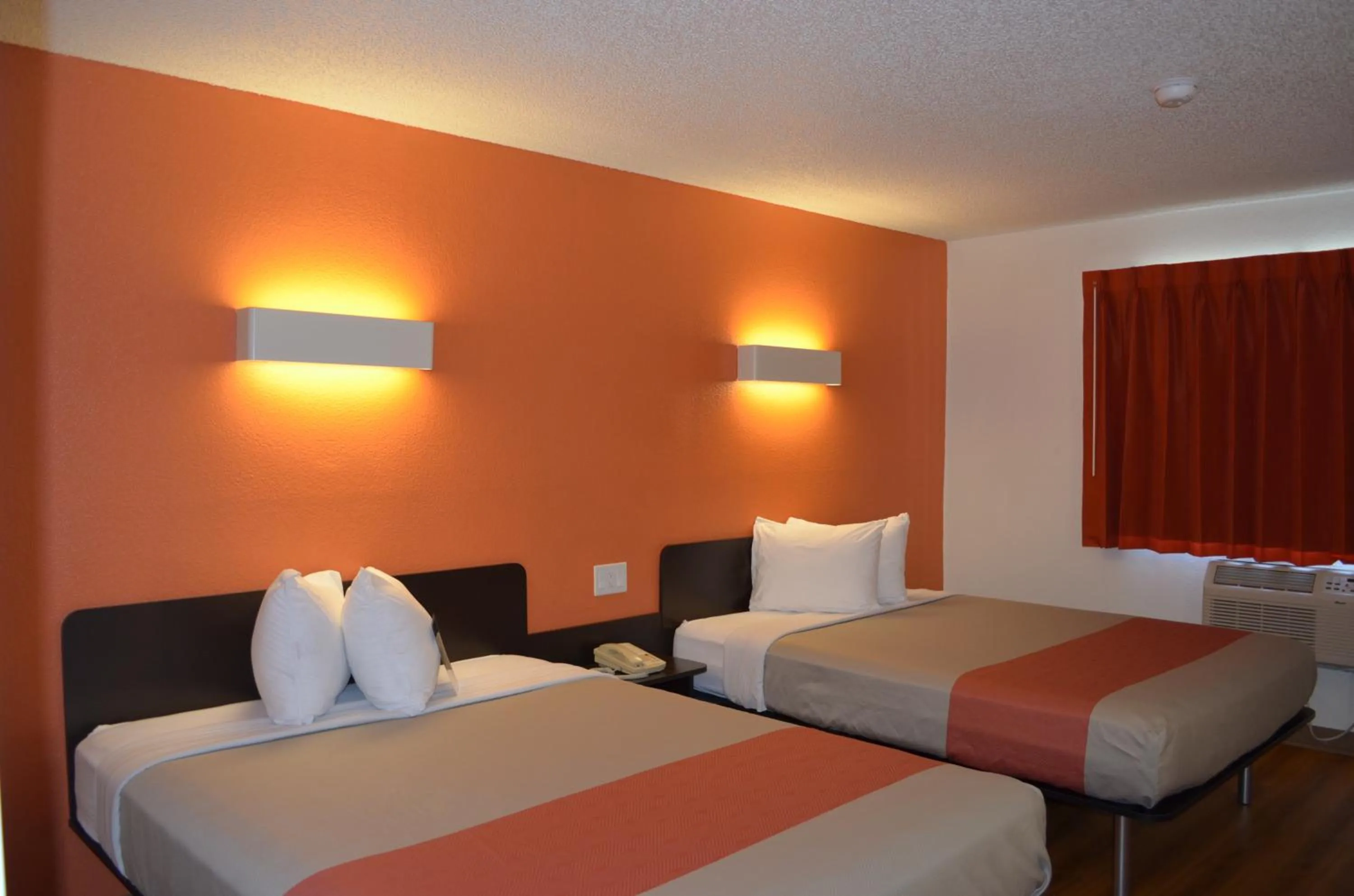 Bedroom, Bed in Motel 6 Kingsland Kings Bay Naval