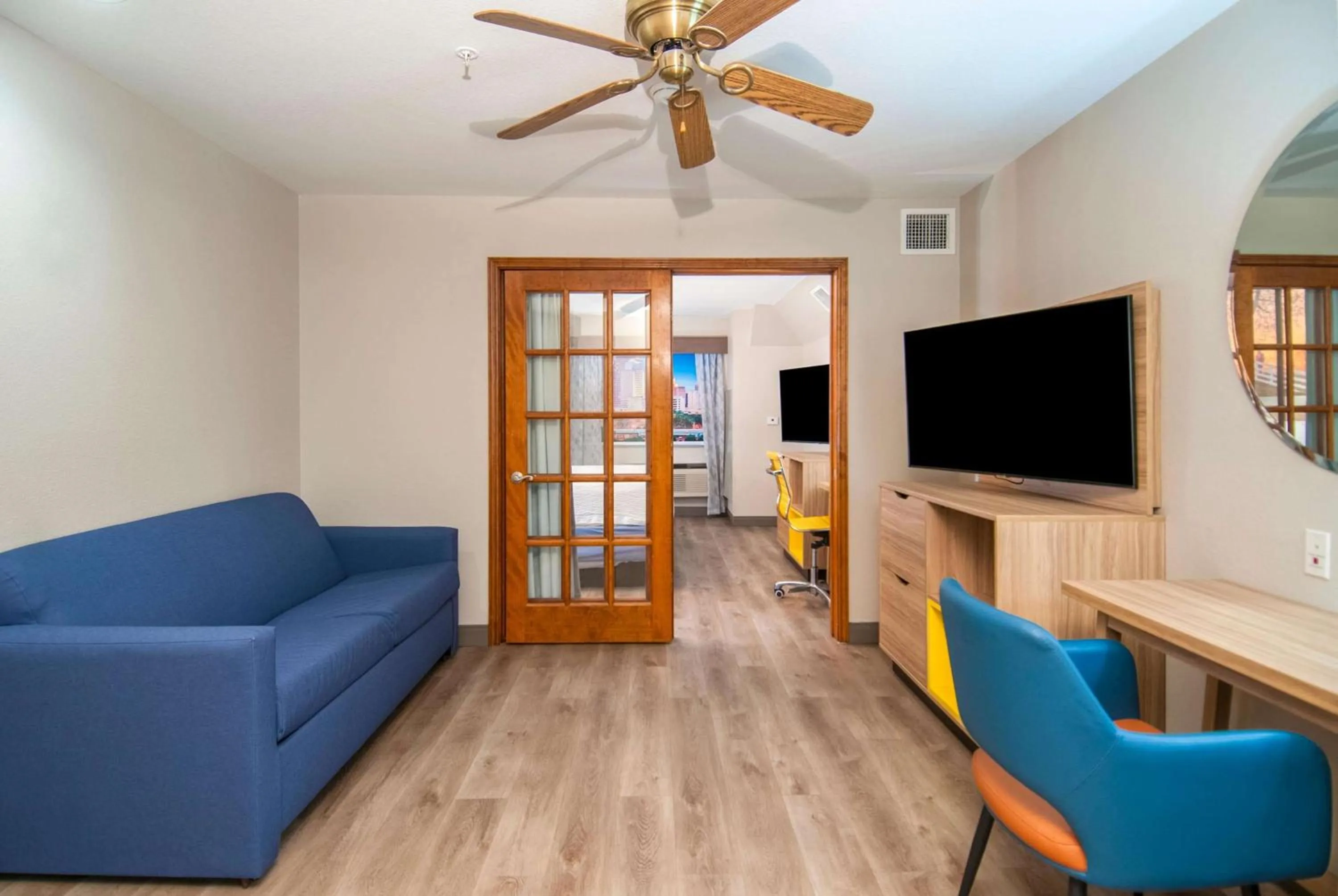 Photo of the whole room in Days Inn & Suites by Wyndham San Antonio North/Stone Oak