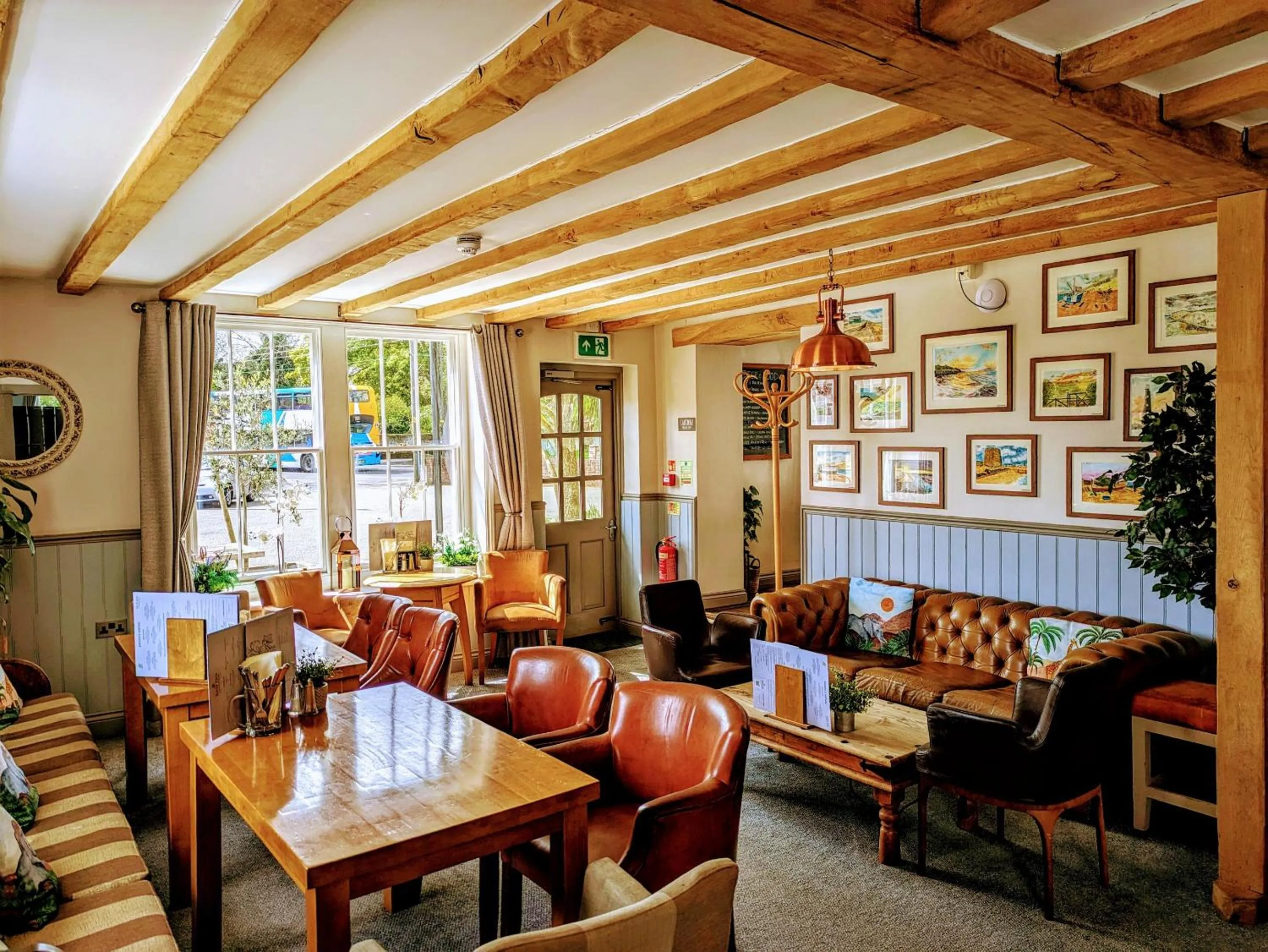 Lounge or bar in The Ship Inn