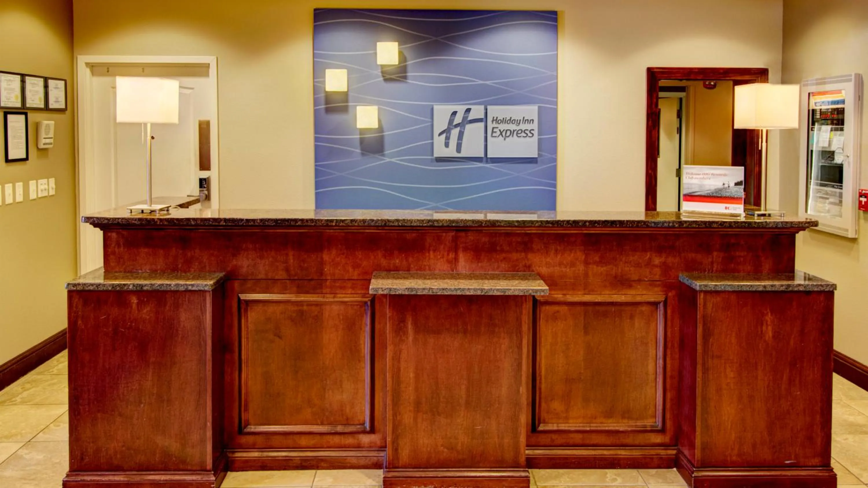 Property building in Holiday Inn Express & Suites Sioux City-South by IHG