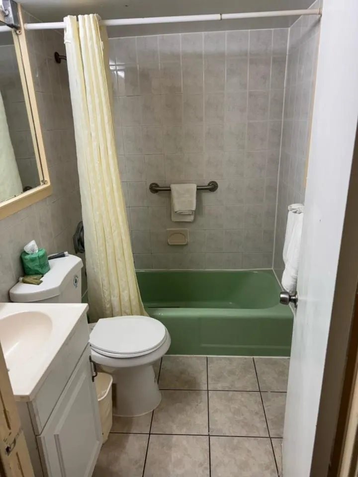 Bath in The Boards AC