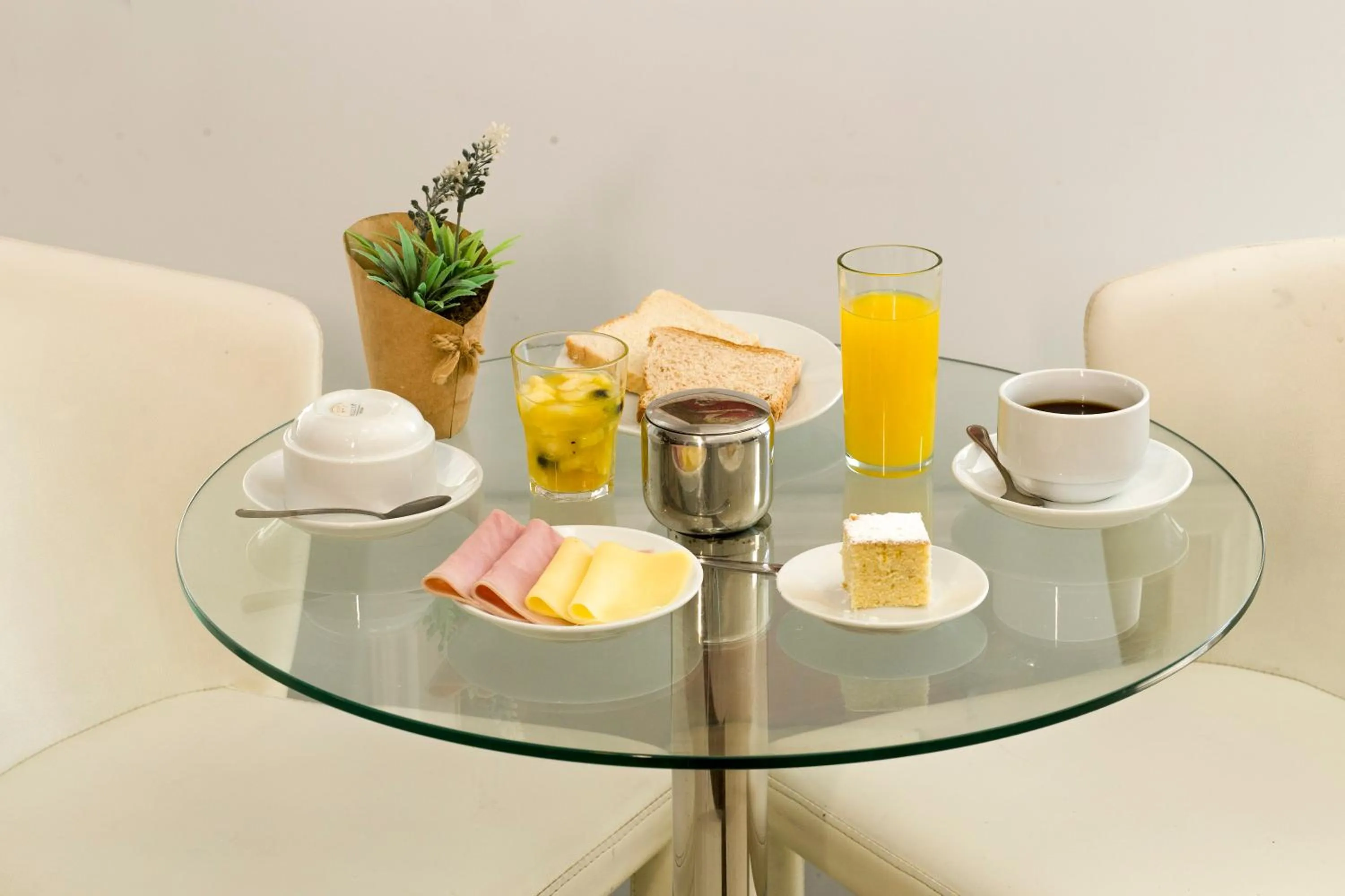 Breakfast in Hotel Playa Brava