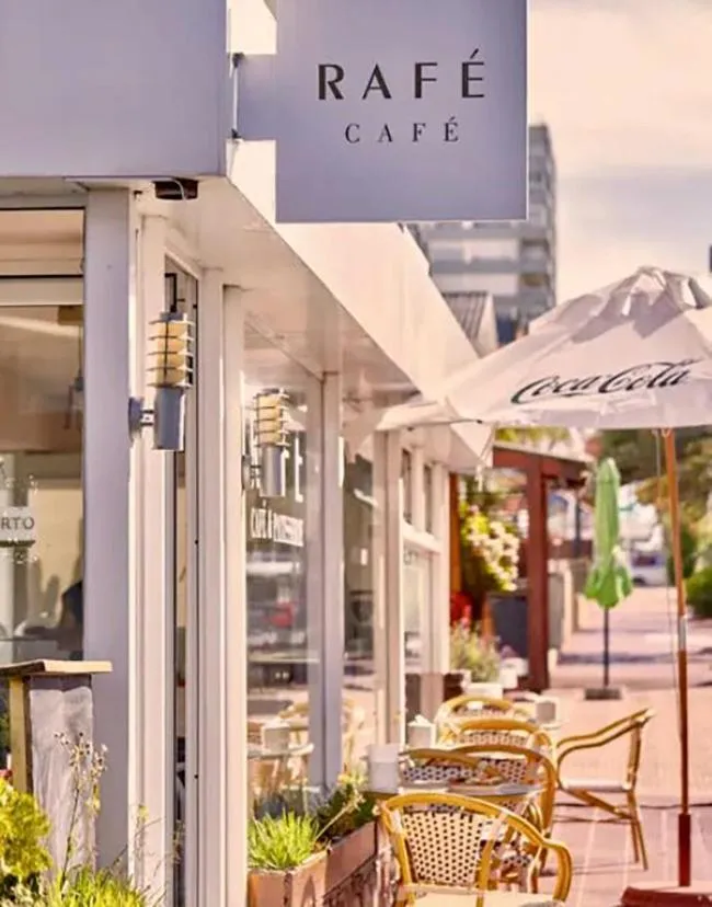 Restaurant/places to eat in Hotel Playa Brava