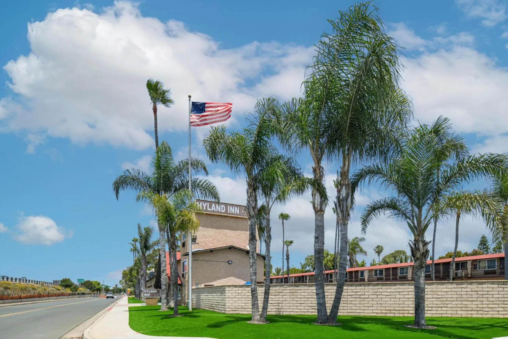 Property building in Hyland Inn near Legoland