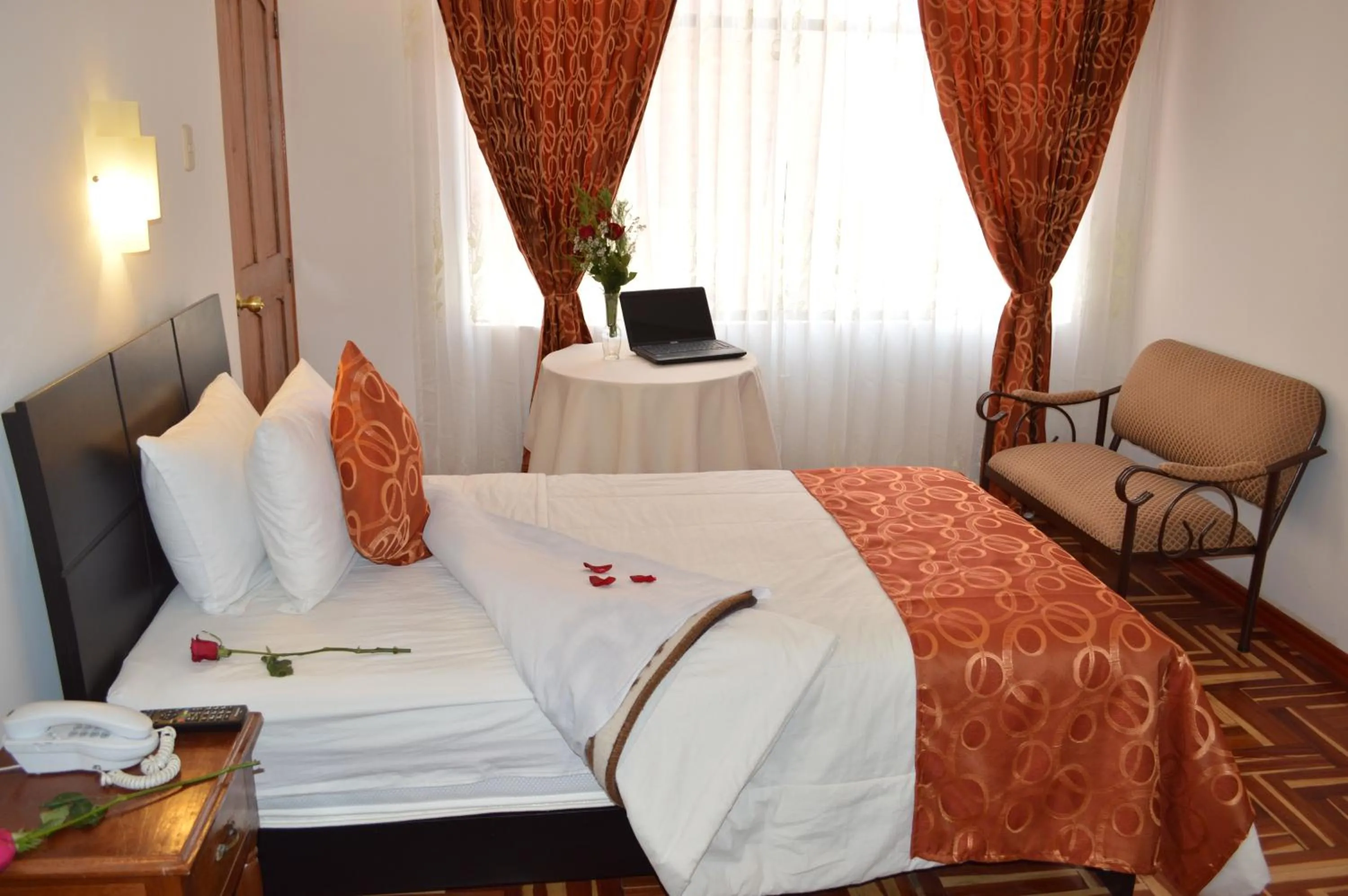 Bedroom, Bed in Hotel Puno Terra