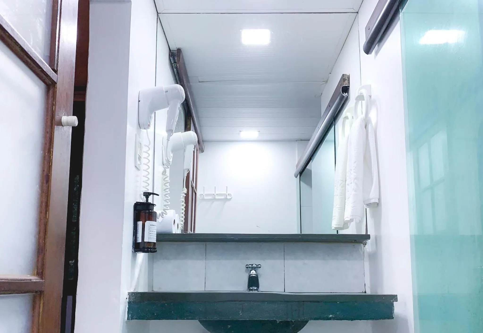 Bathroom in Pousada Dos Artistas