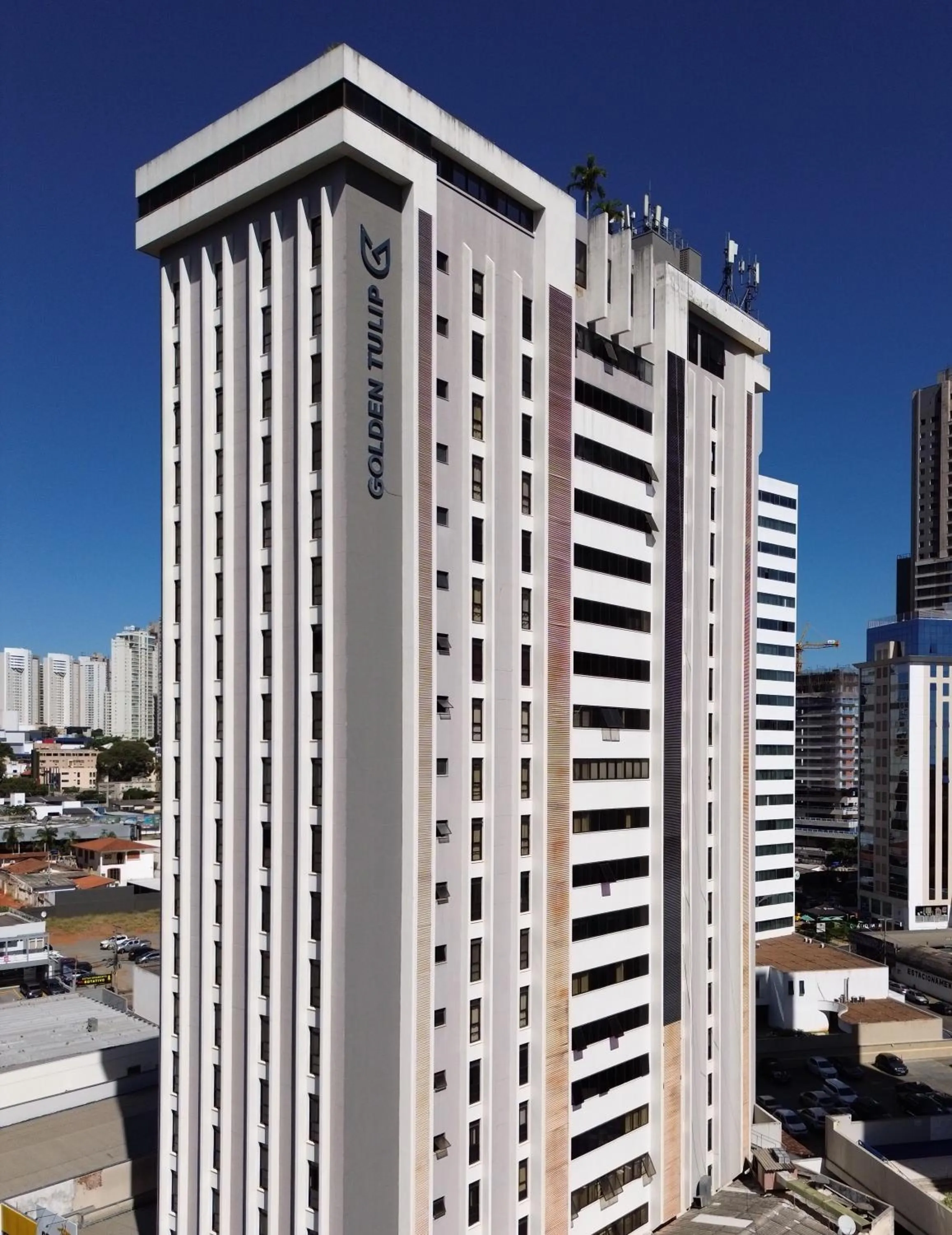 Golden Tulip Goiania Address