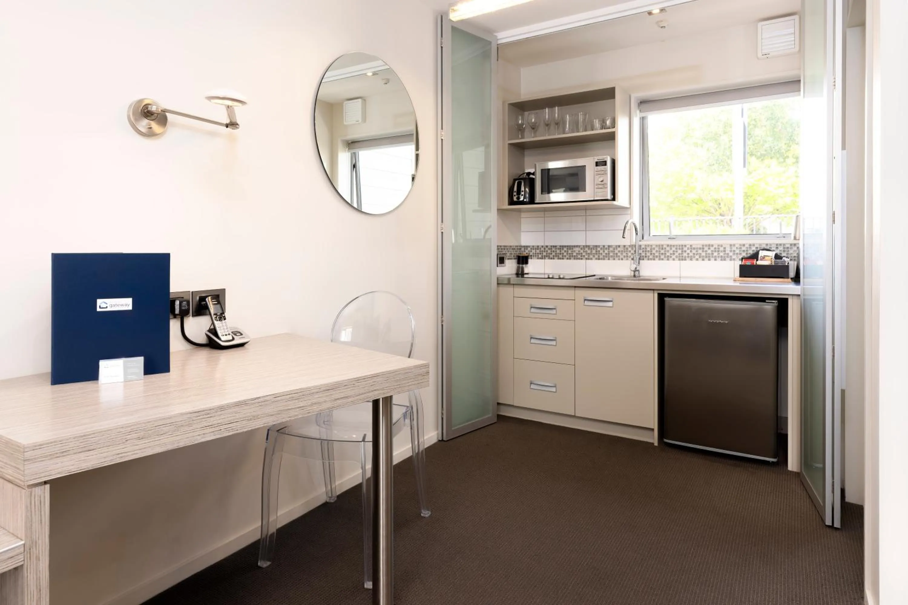 Kitchen or kitchenette in Airport Gateway Hotel