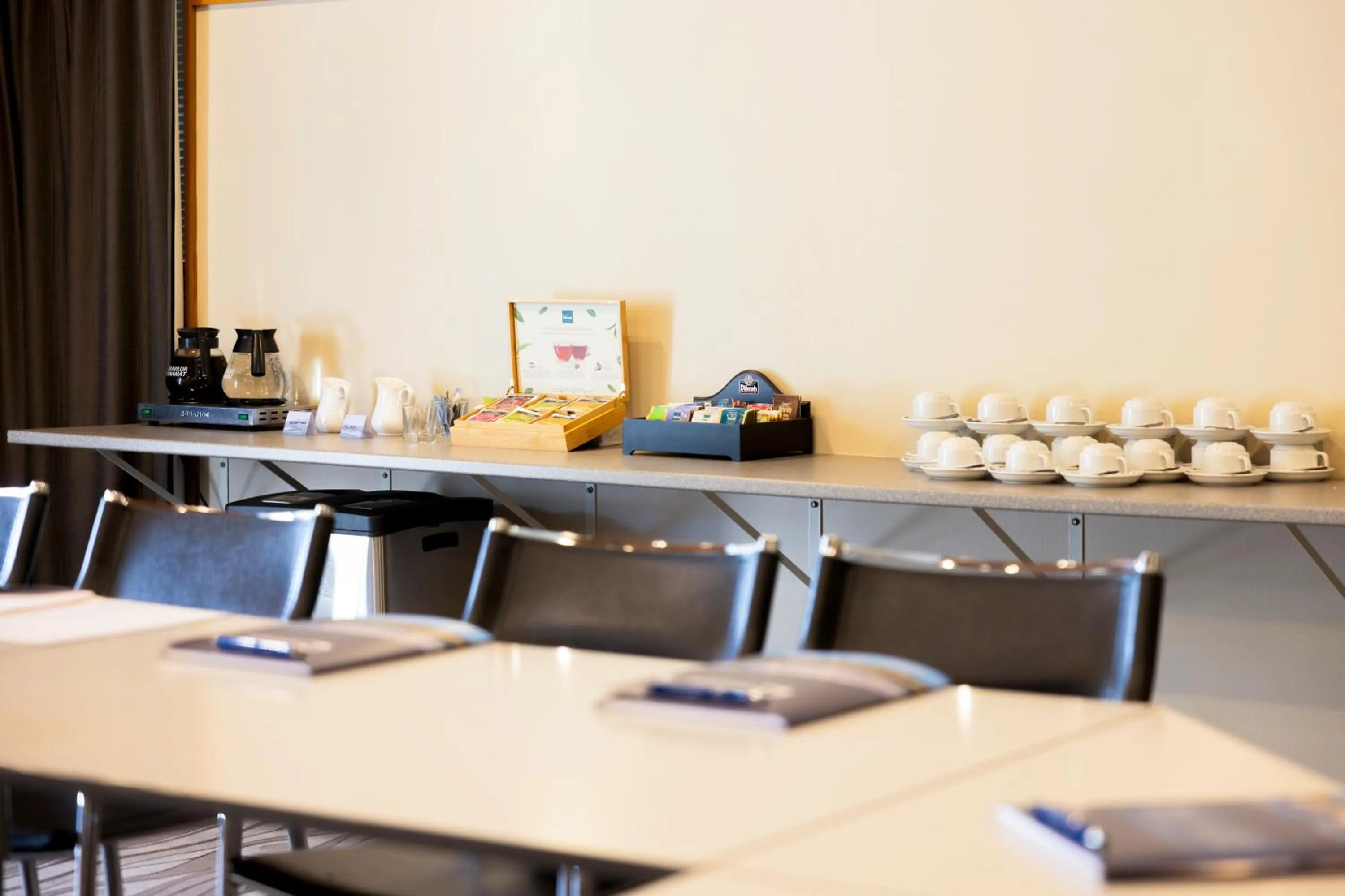 Meeting/conference room in Airport Gateway Hotel