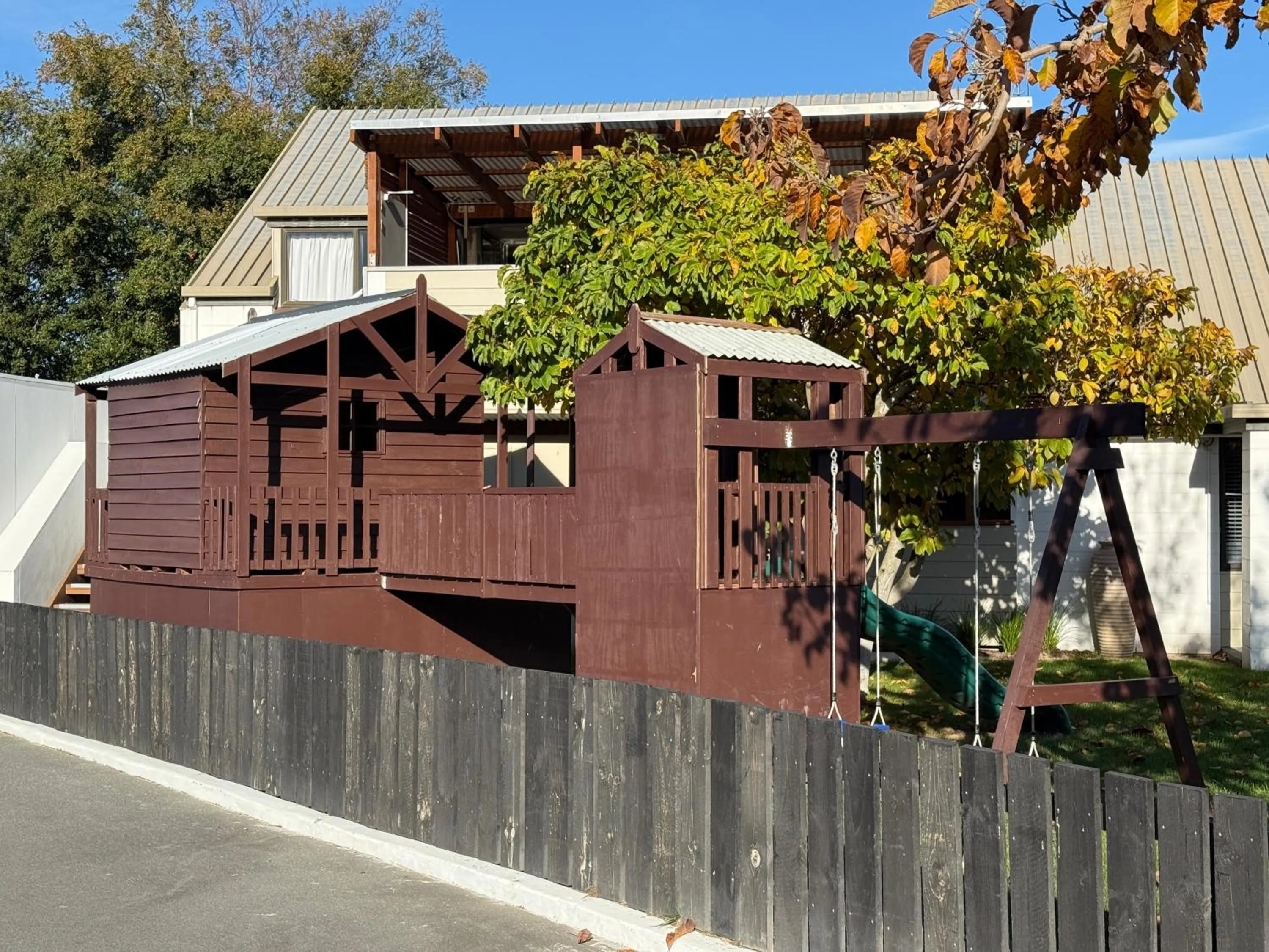 Children play ground in Airport Gateway Hotel