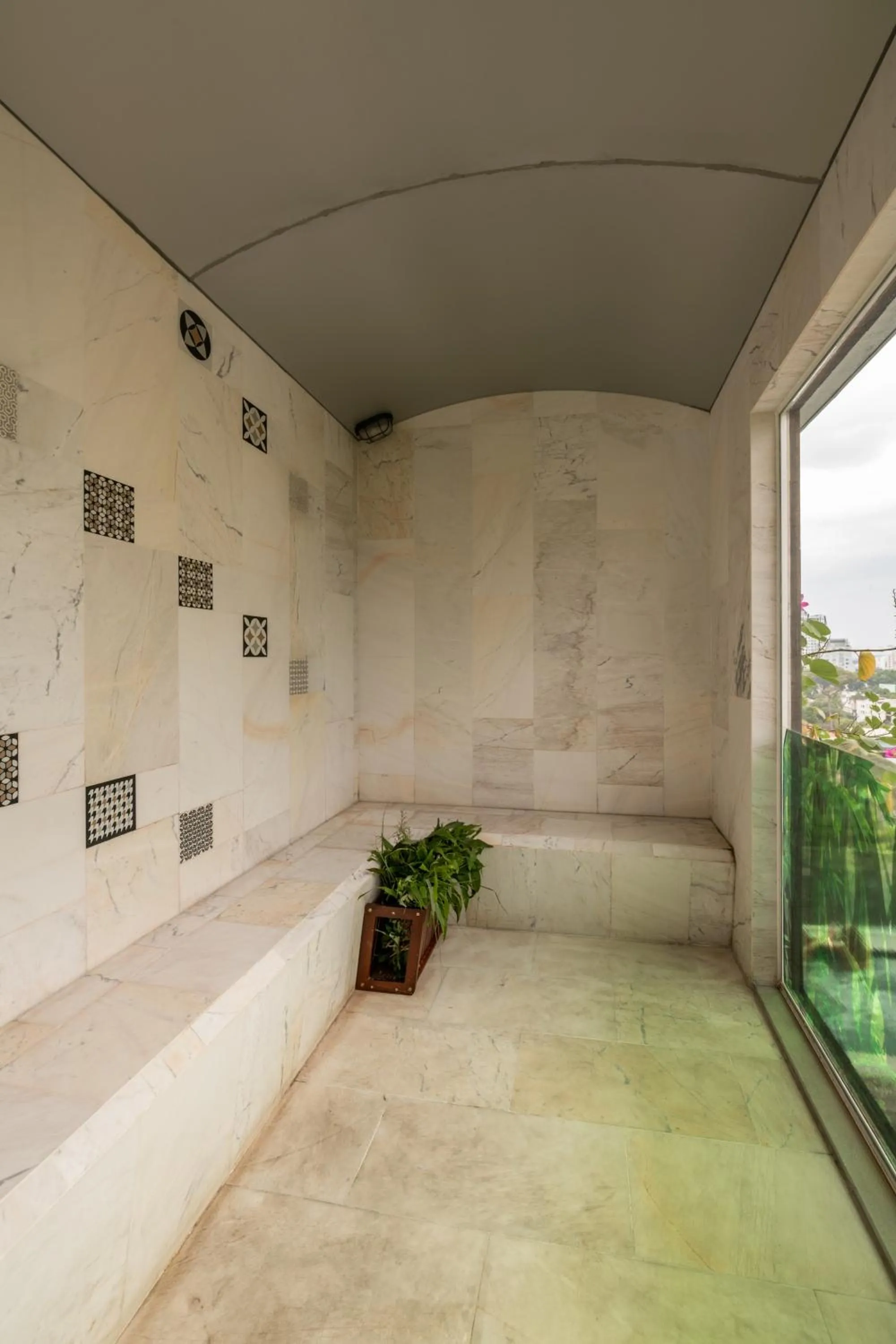 Steam room in Au Lac Legend Hotel