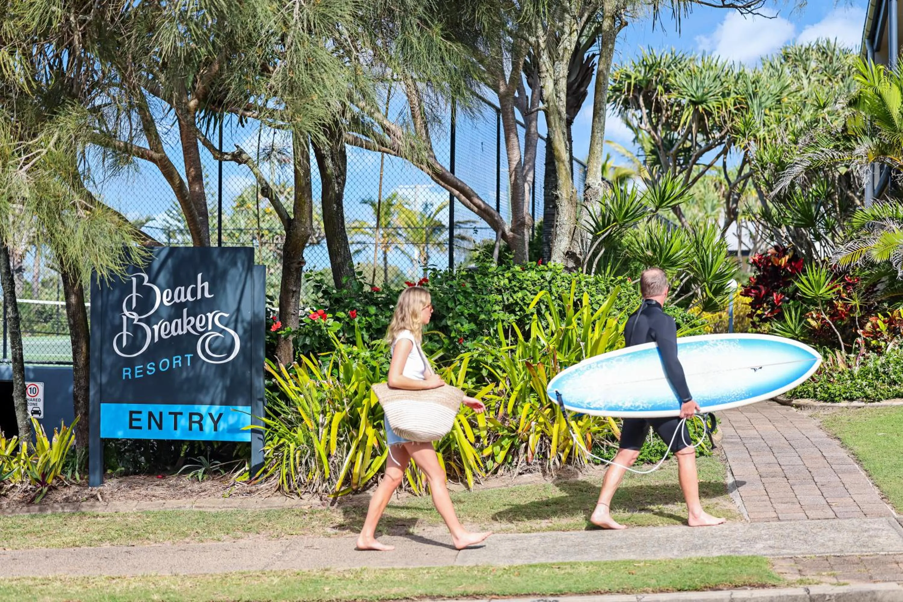 Property building in Beach Breakers Resort