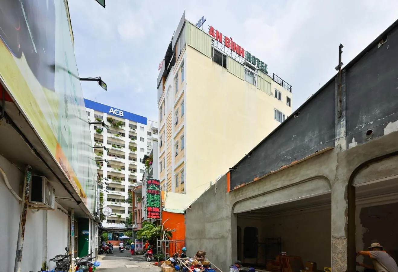 Neighbourhood in An Binh 2 hotel near Dam Sen Park
