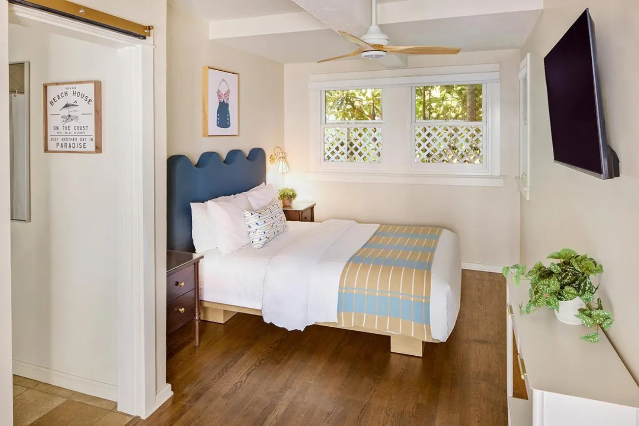 Bed in Channel Road Inn, A Four Sisters Inn