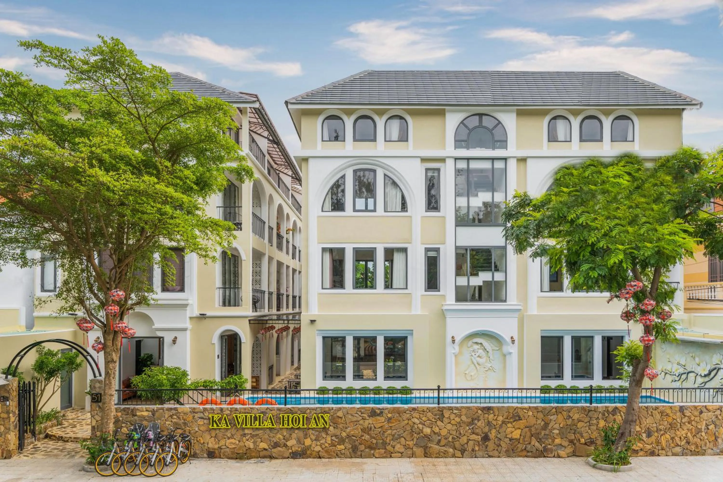 Property building in KA VILLA - AN BANG BEACH, Free pick up 3 nights