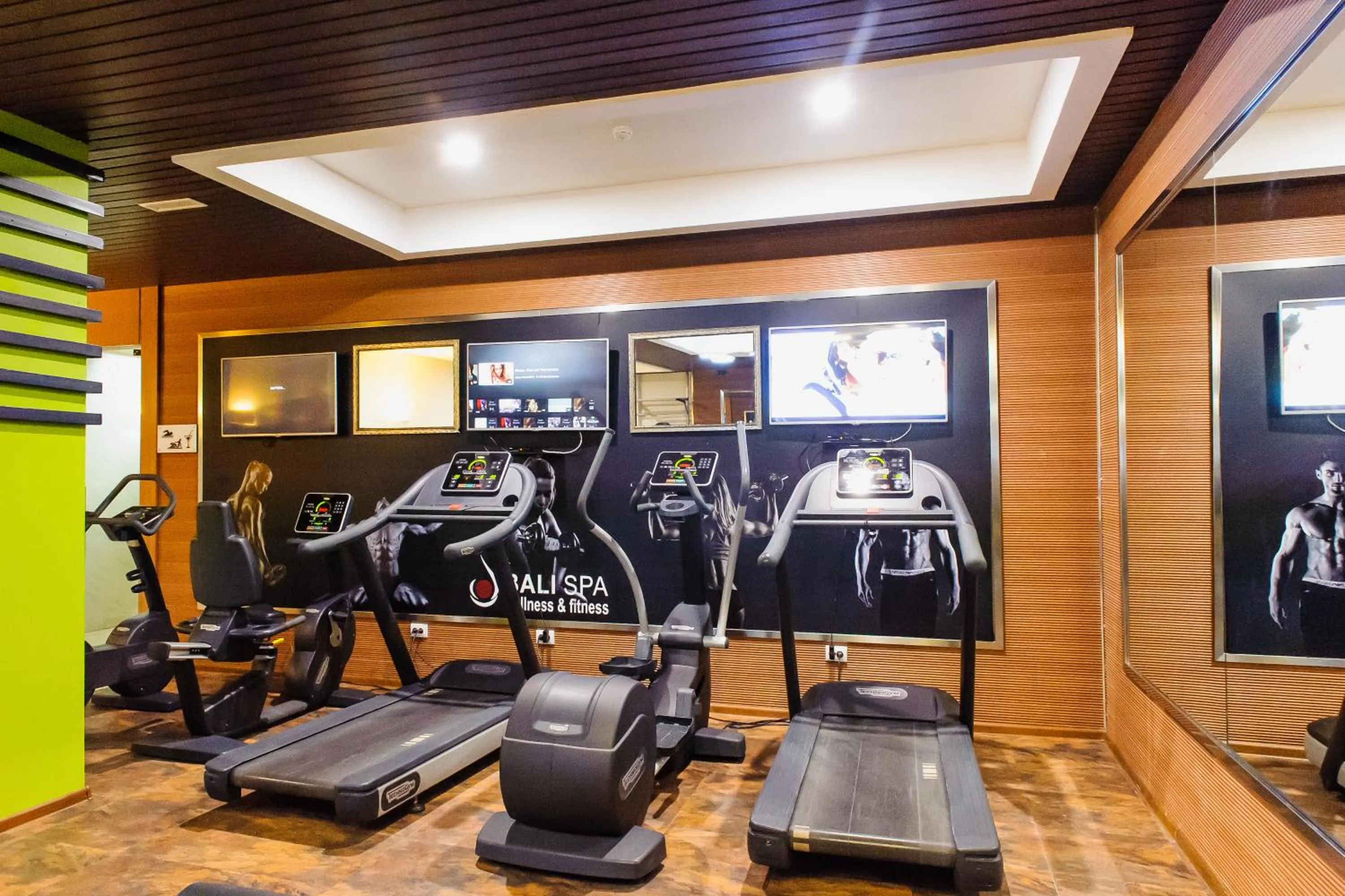 Swimming pool in Diplomat Hotel by AG Hotels Group