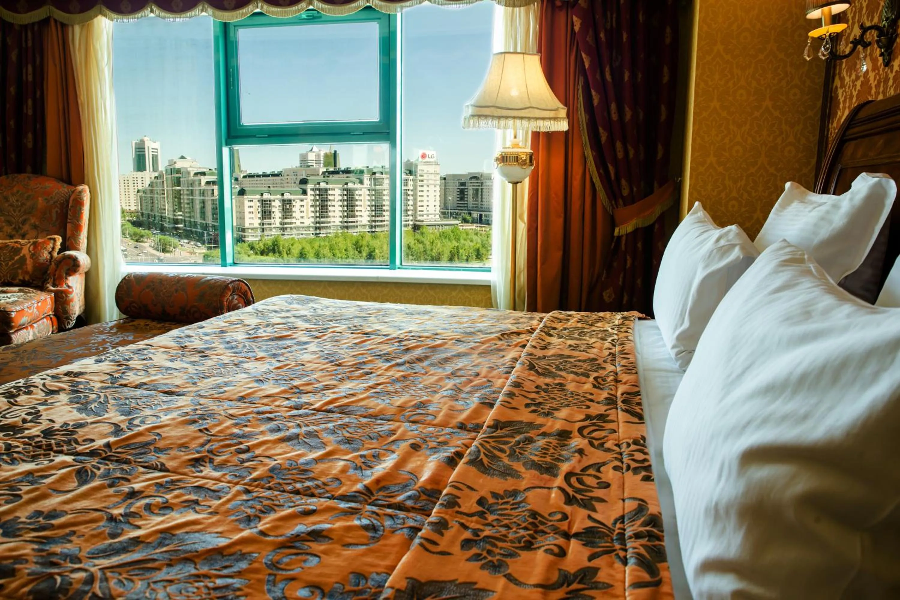 City view, Bed in Diplomat Hotel by AG Hotels Group
