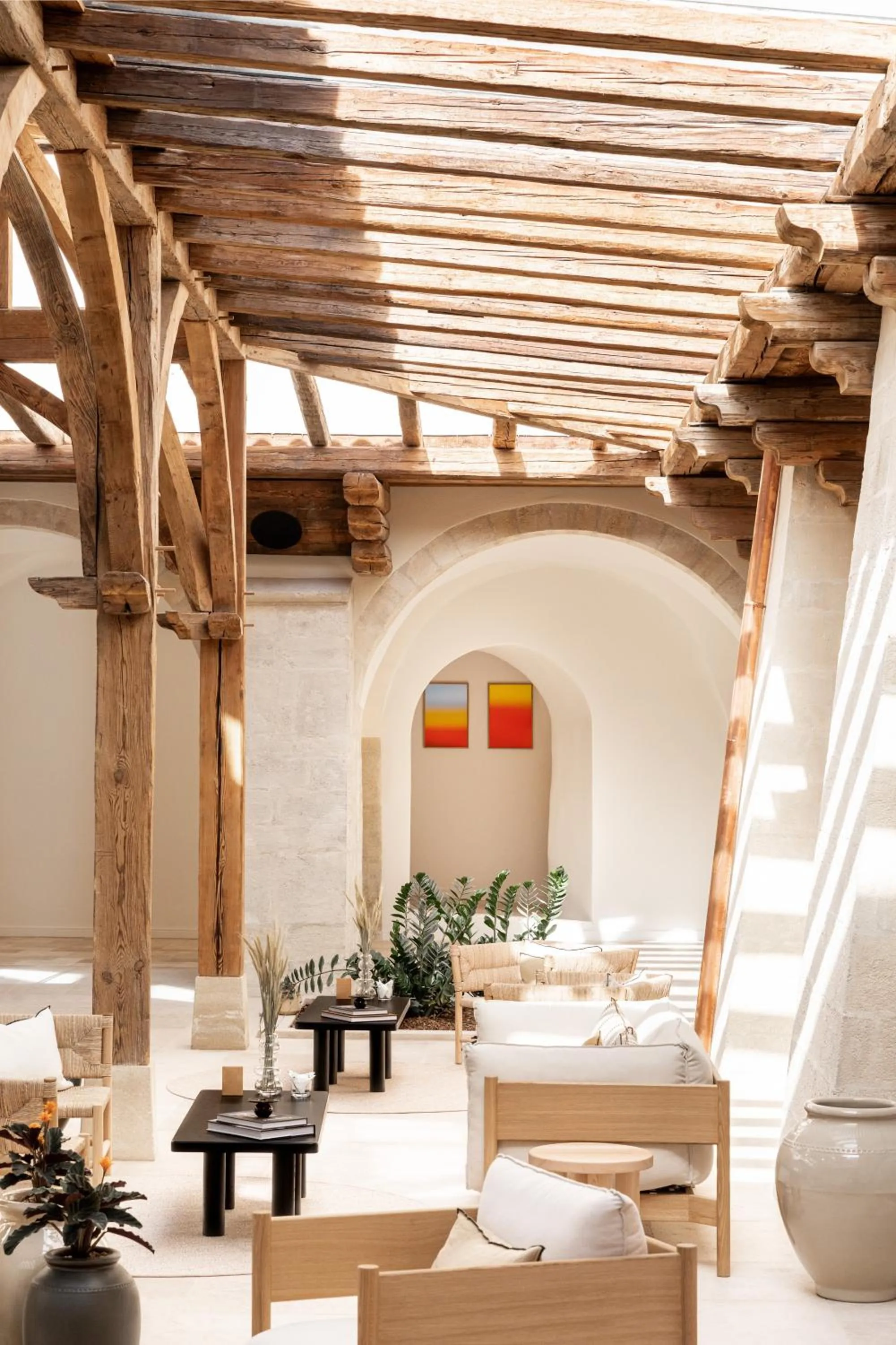 Lounge or bar in Le Couvent des Minimes, un Hôtel & Spa L'Occitane en Provence