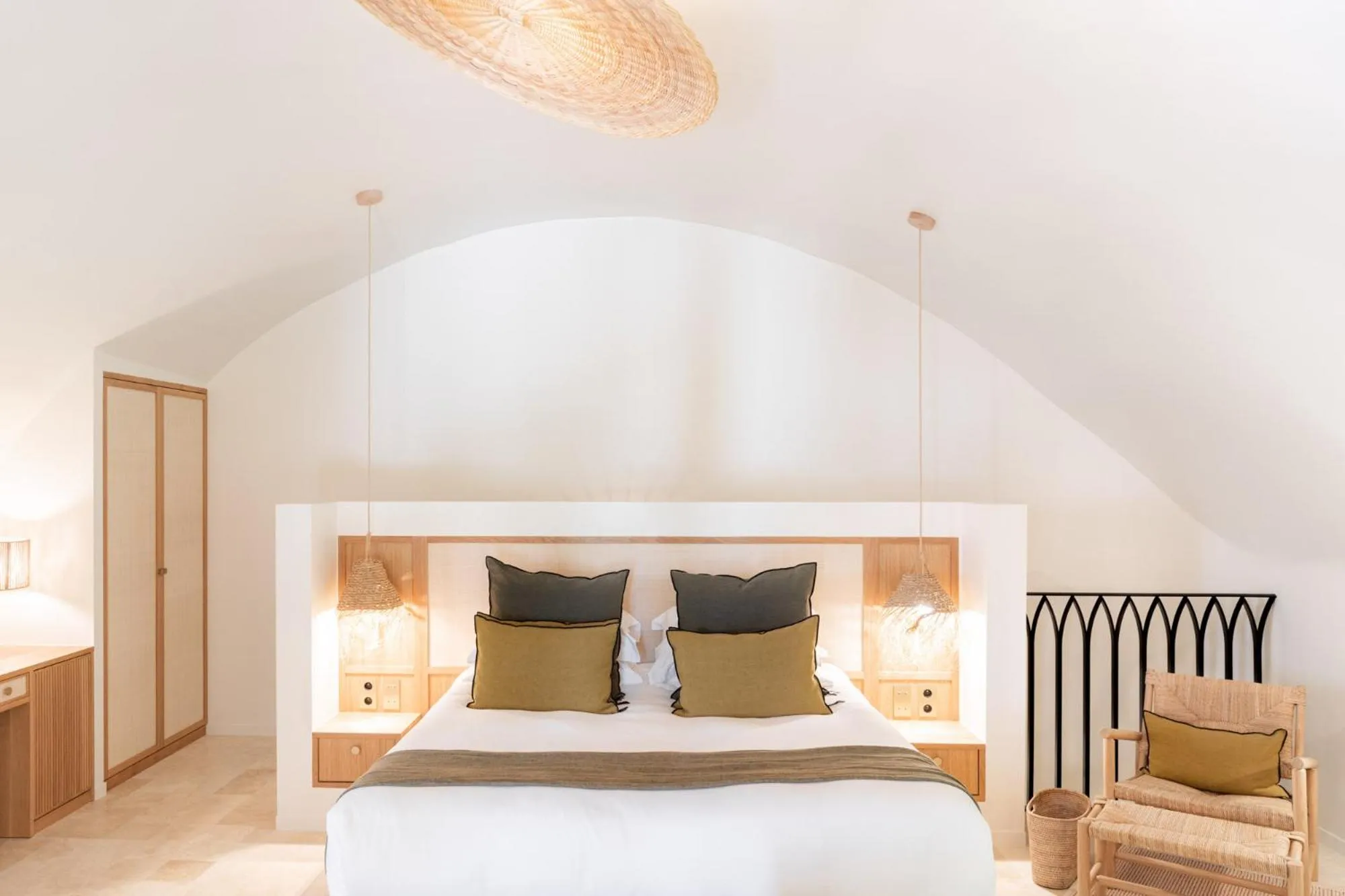 Bed in Le Couvent des Minimes, un Hôtel & Spa L'Occitane en Provence
