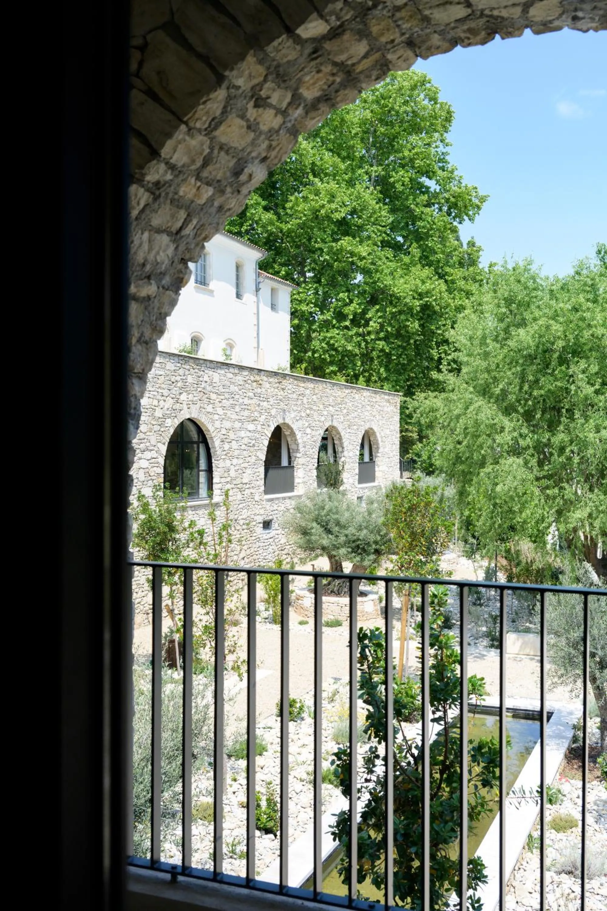 Balcony/Terrace in Le Couvent des Minimes, un Hôtel & Spa L'Occitane en Provence