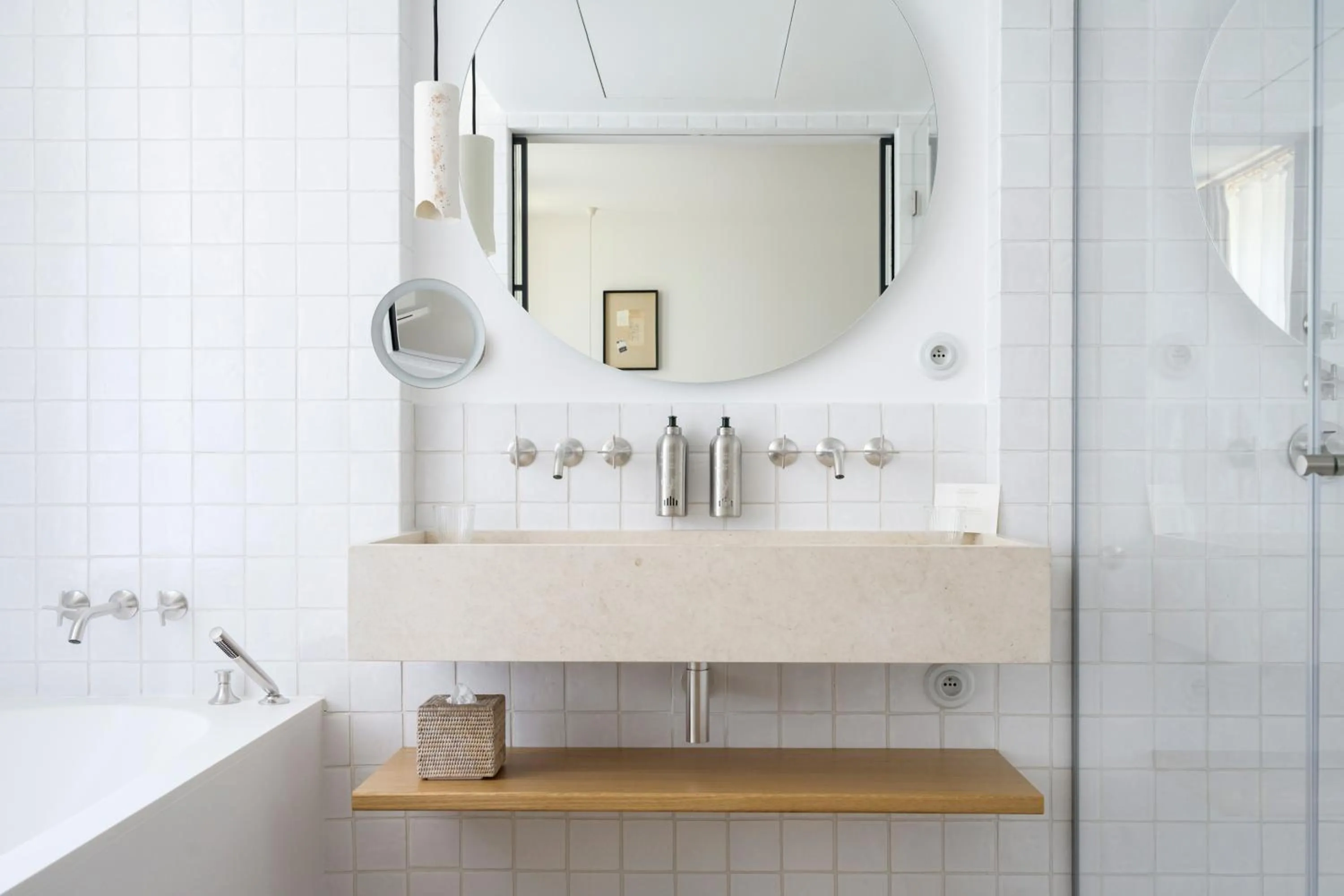 Bathroom in Le Couvent des Minimes, un Hôtel & Spa L'Occitane en Provence