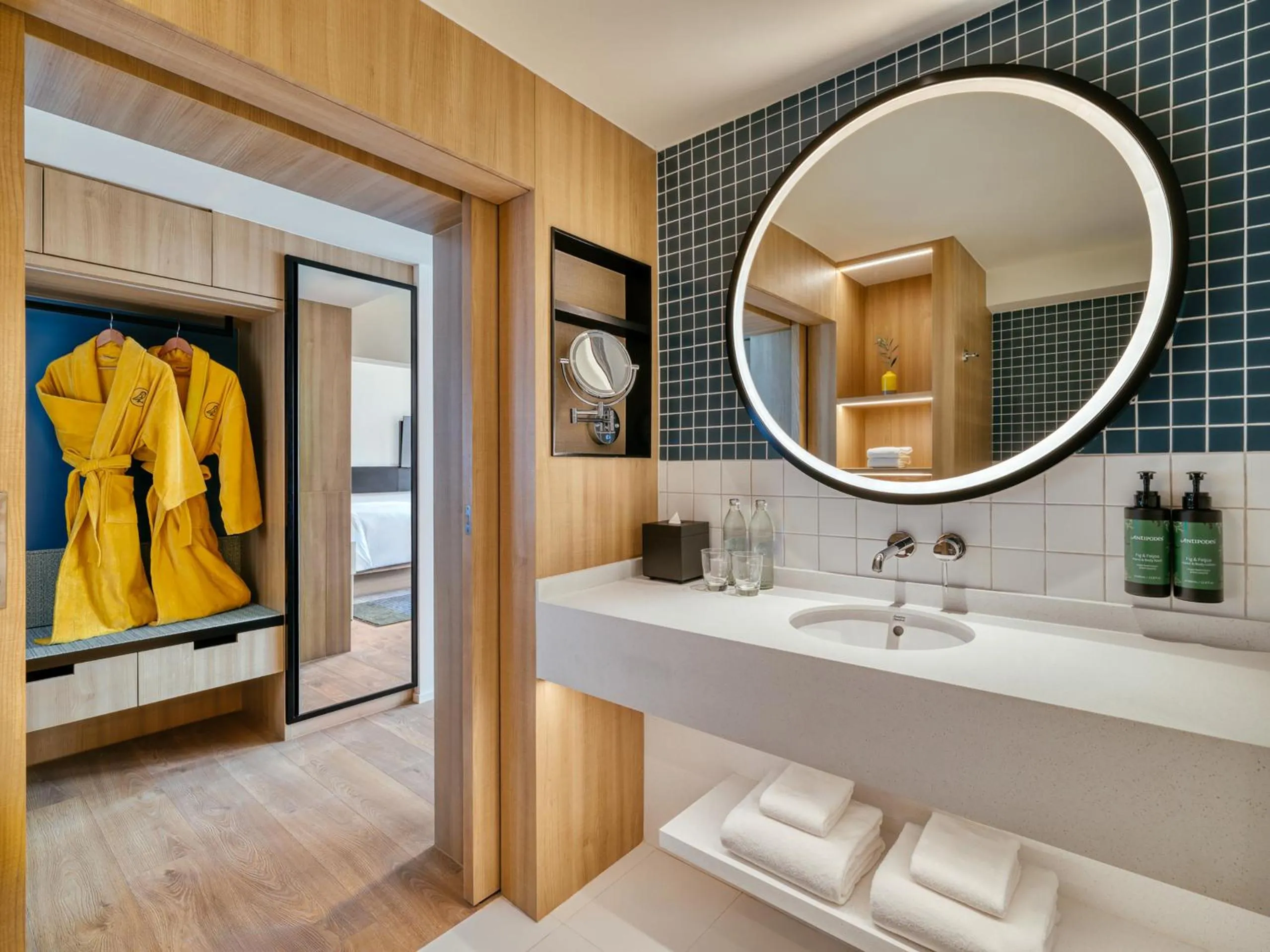 Bathroom in voco Bangkok Surawong by IHG