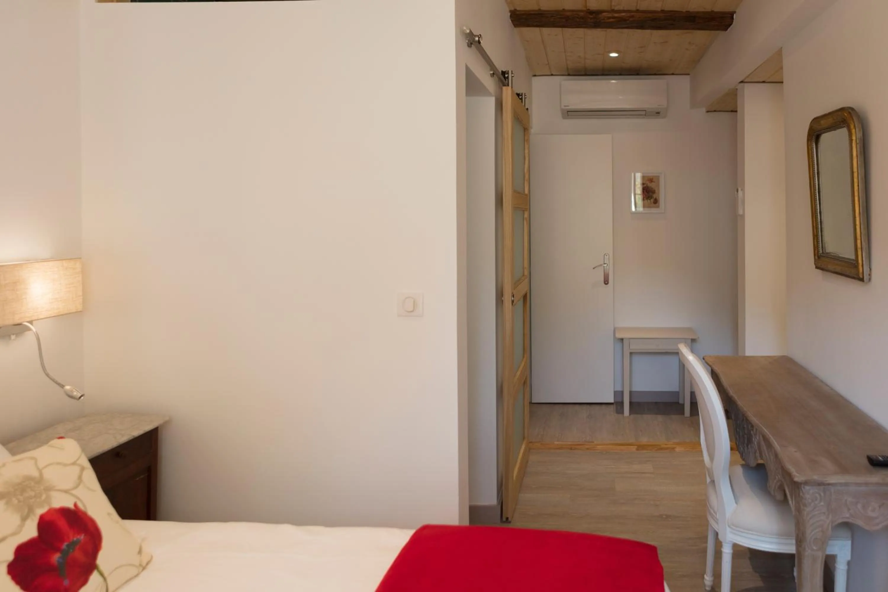 Bed in Relais Des Alpes