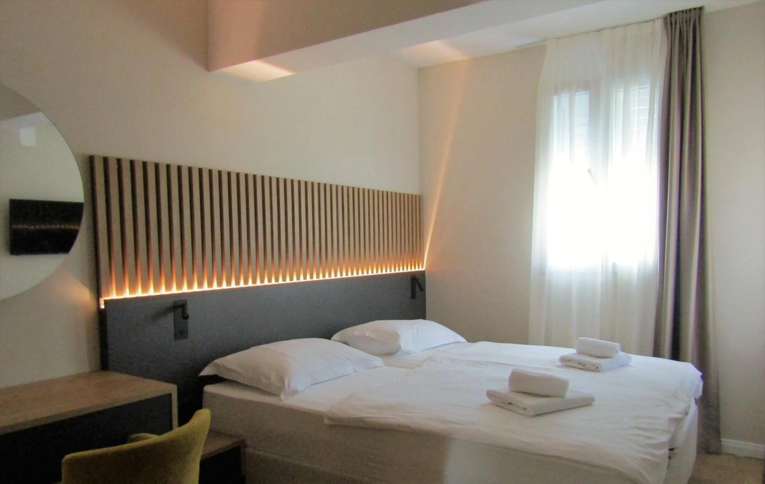 Bed in Beach Hotel Božikovina