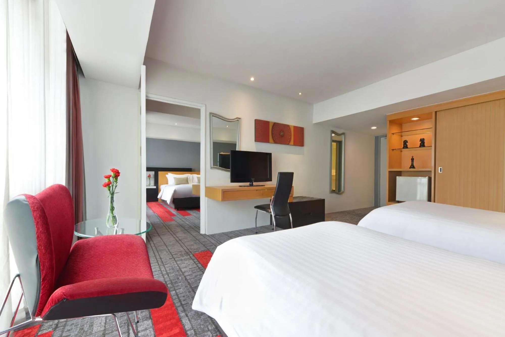 Guests, Bed in BelAire Bangkok Sukhumvit