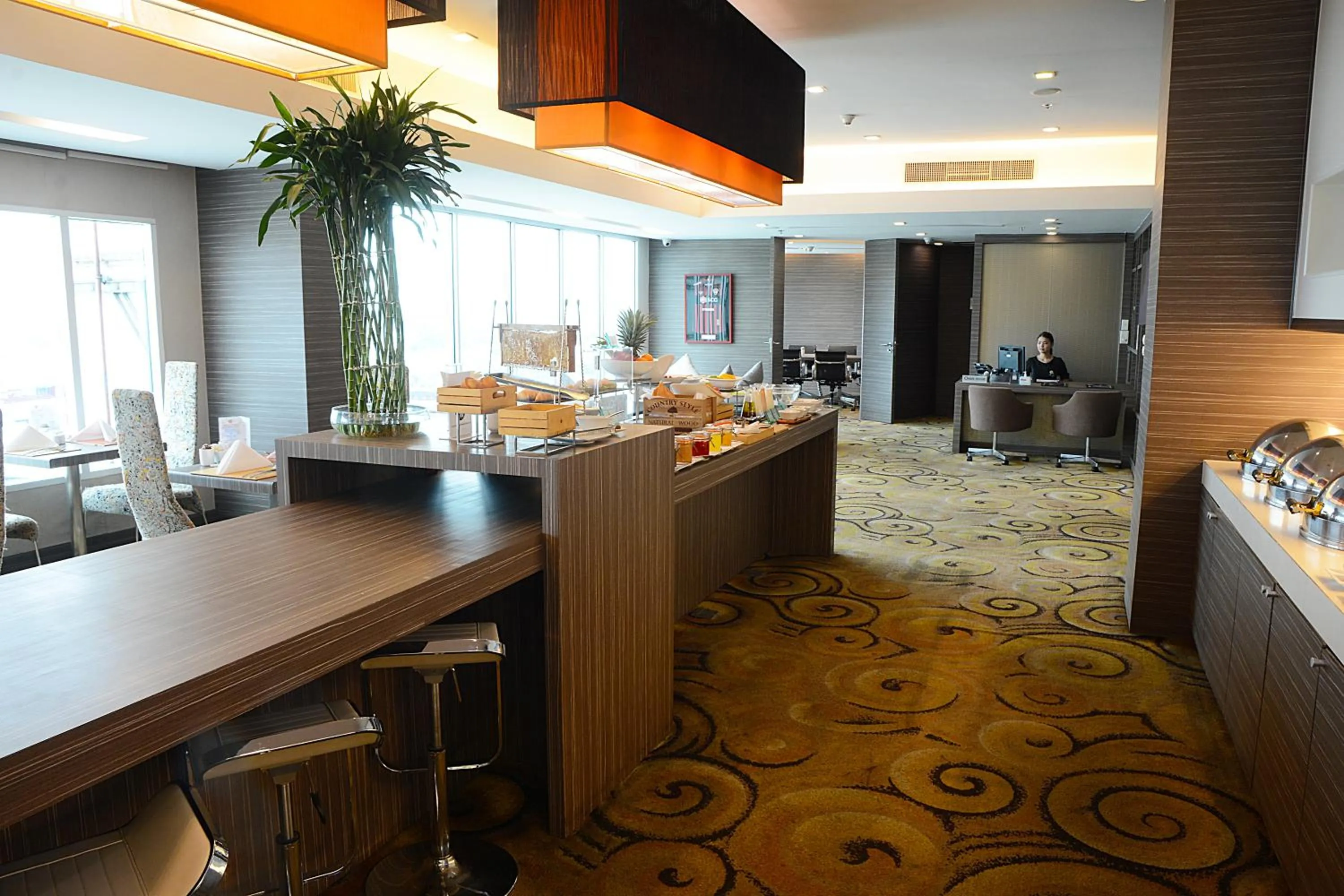 Lounge or bar in Novotel Bangkok IMPACT