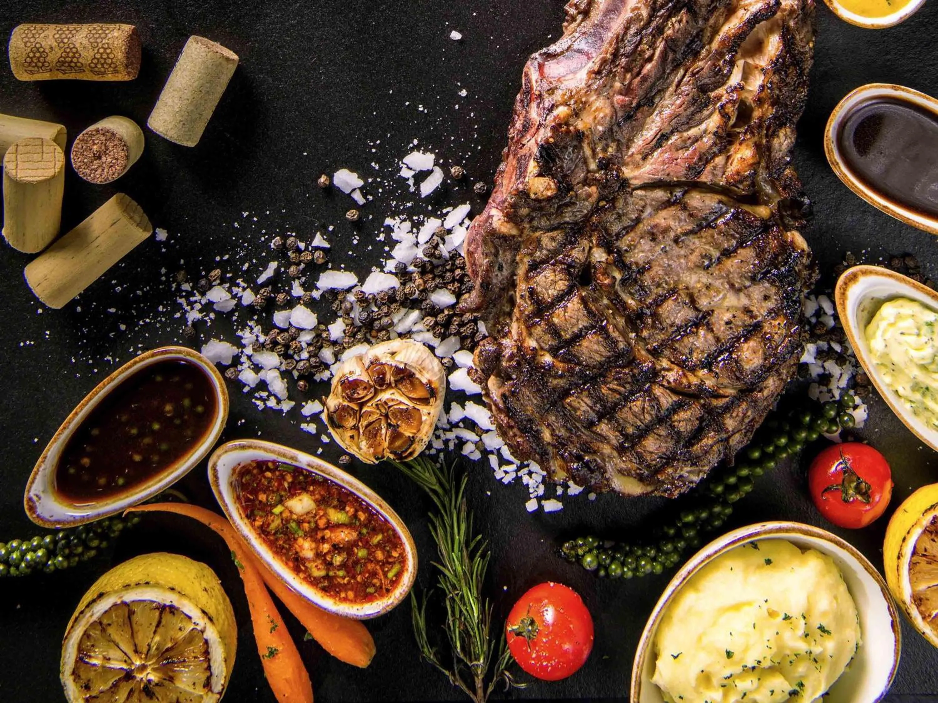 Restaurant/places to eat in Novotel Bangkok IMPACT