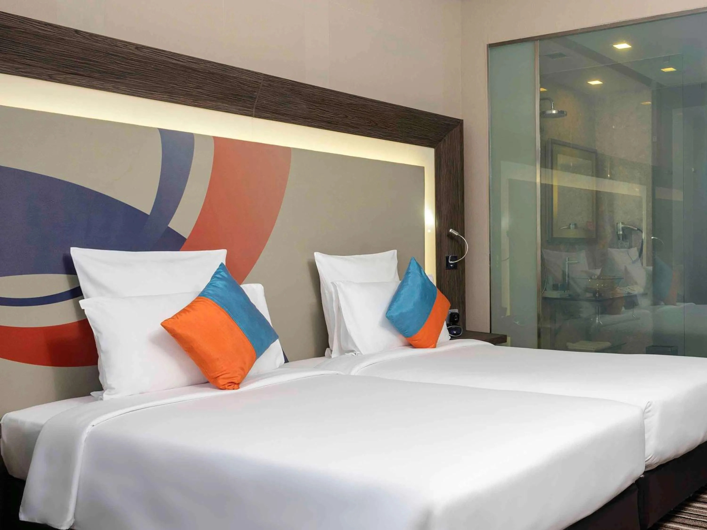 Photo of the whole room, Bed in Novotel Bangkok IMPACT