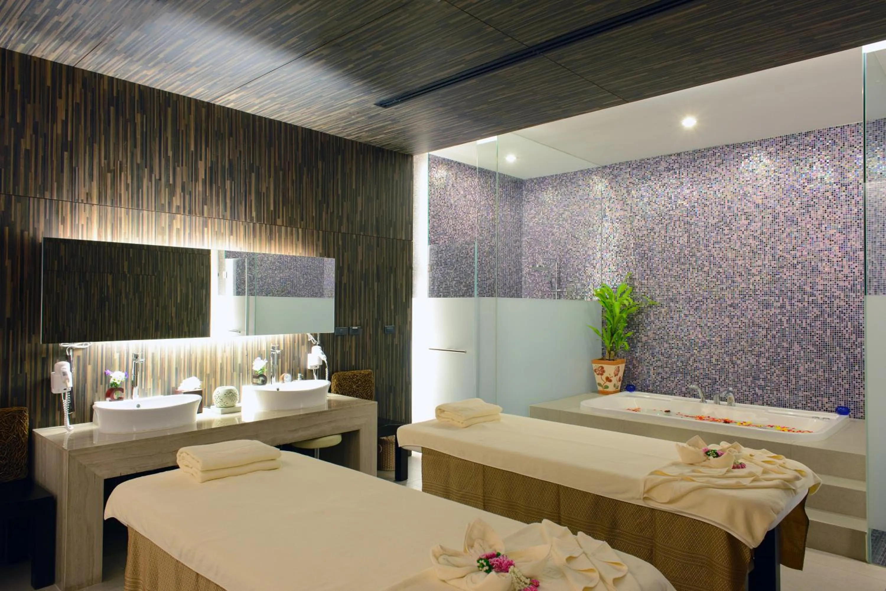 Spa and wellness centre/facilities in Novotel Bangkok IMPACT