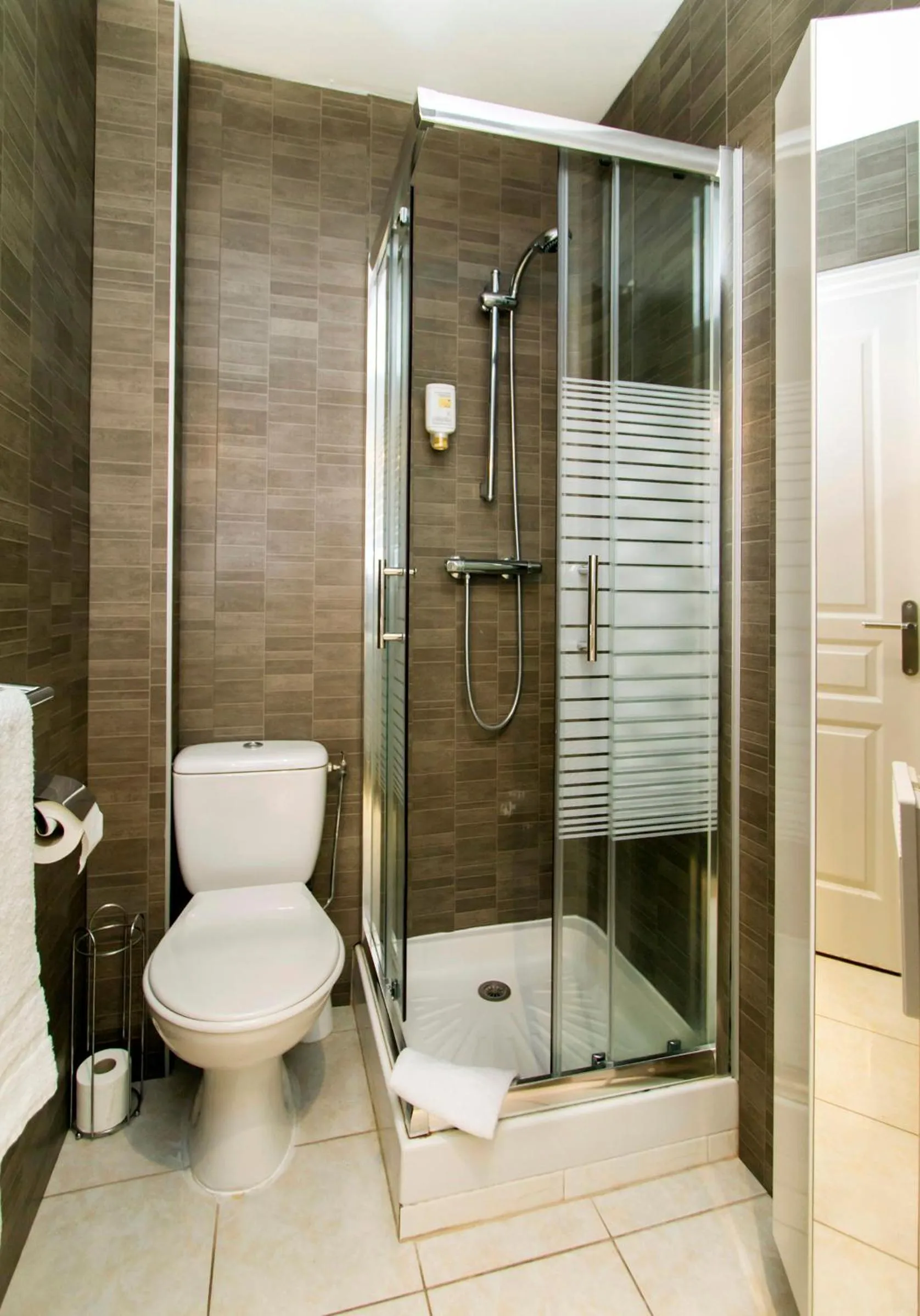 Shower in Florella Marceau Apartment