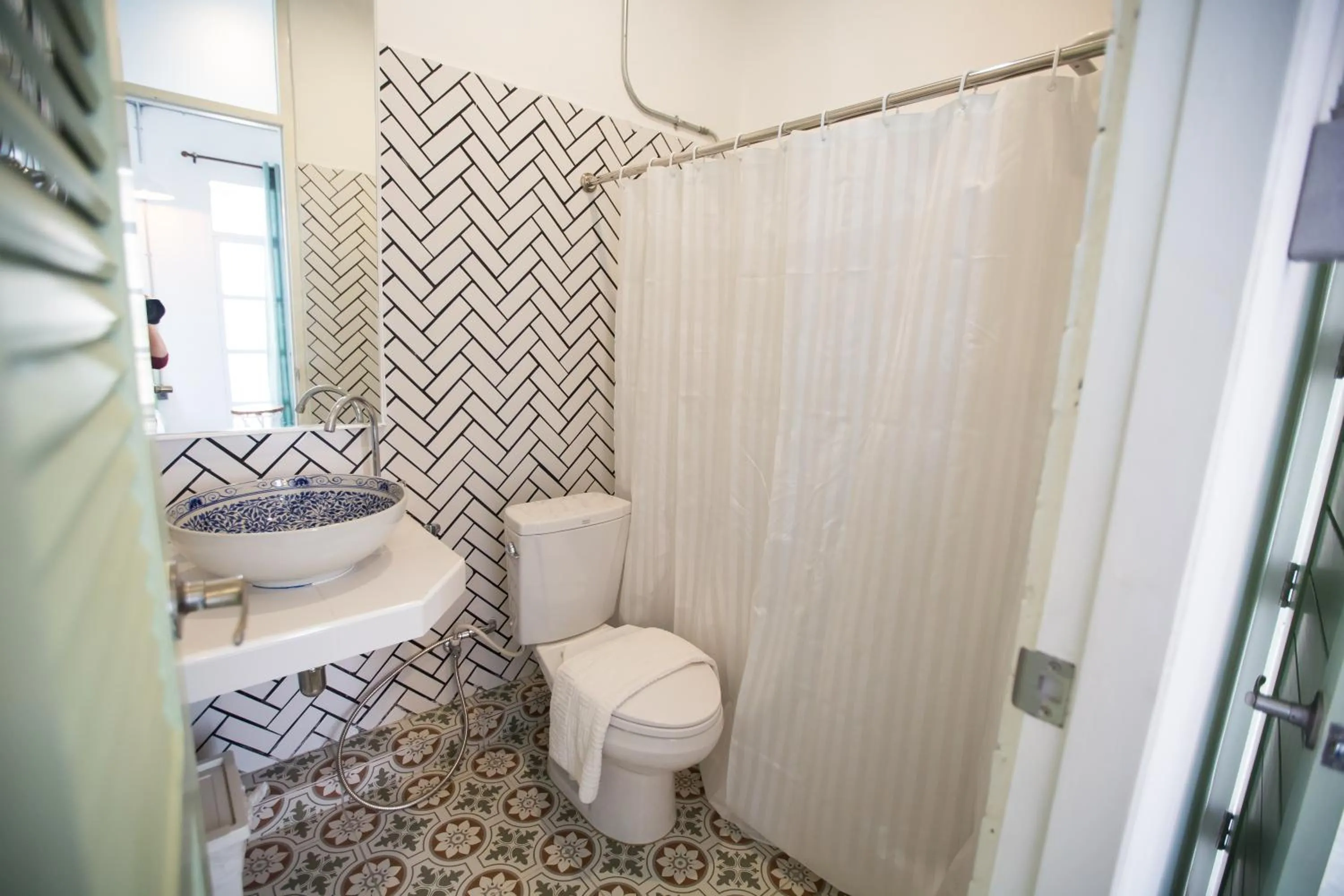 Bathroom in Memmoth Hostel In Lampang