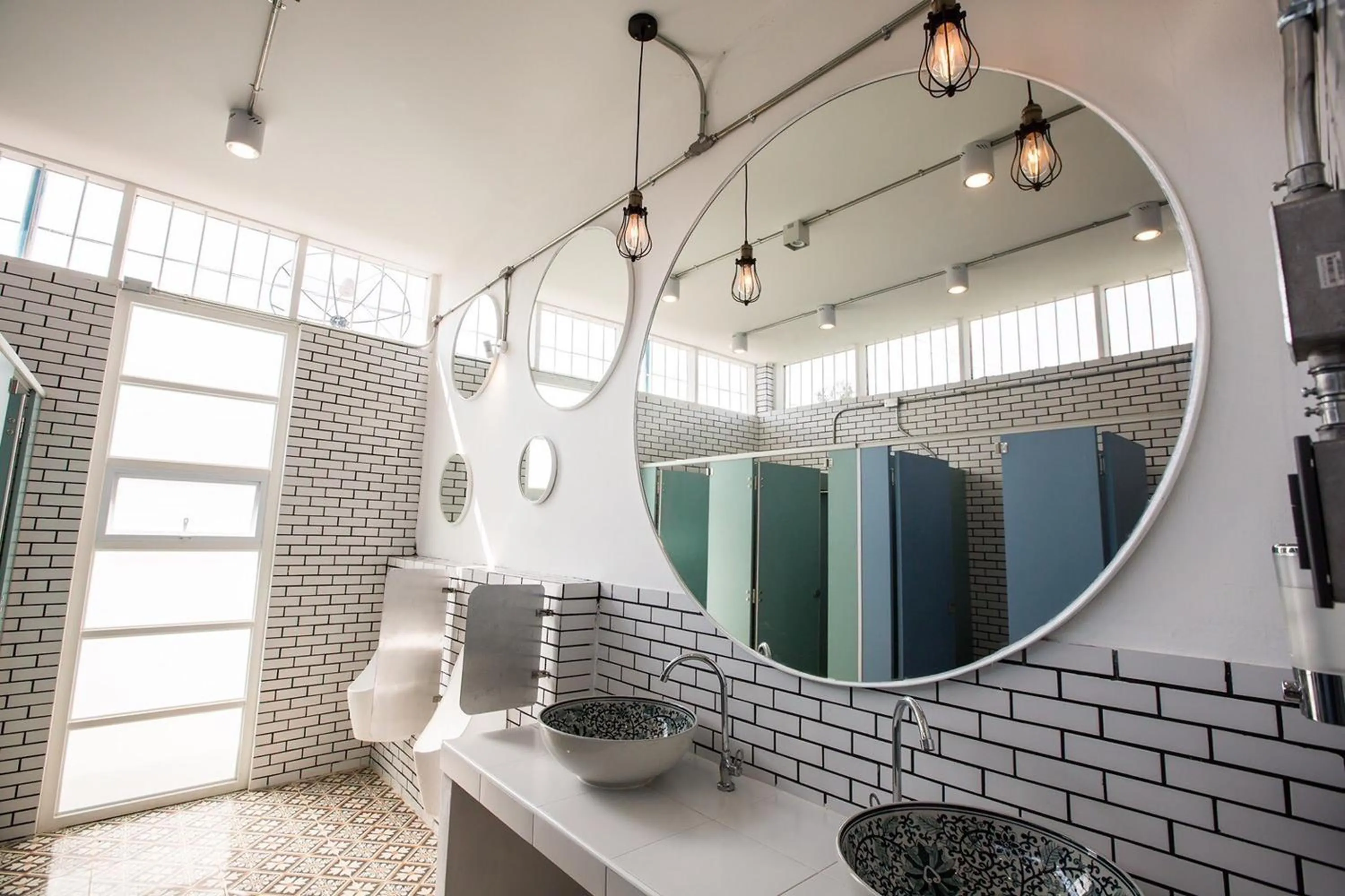 Bathroom in Memmoth Cafe & Hostel in Lampang