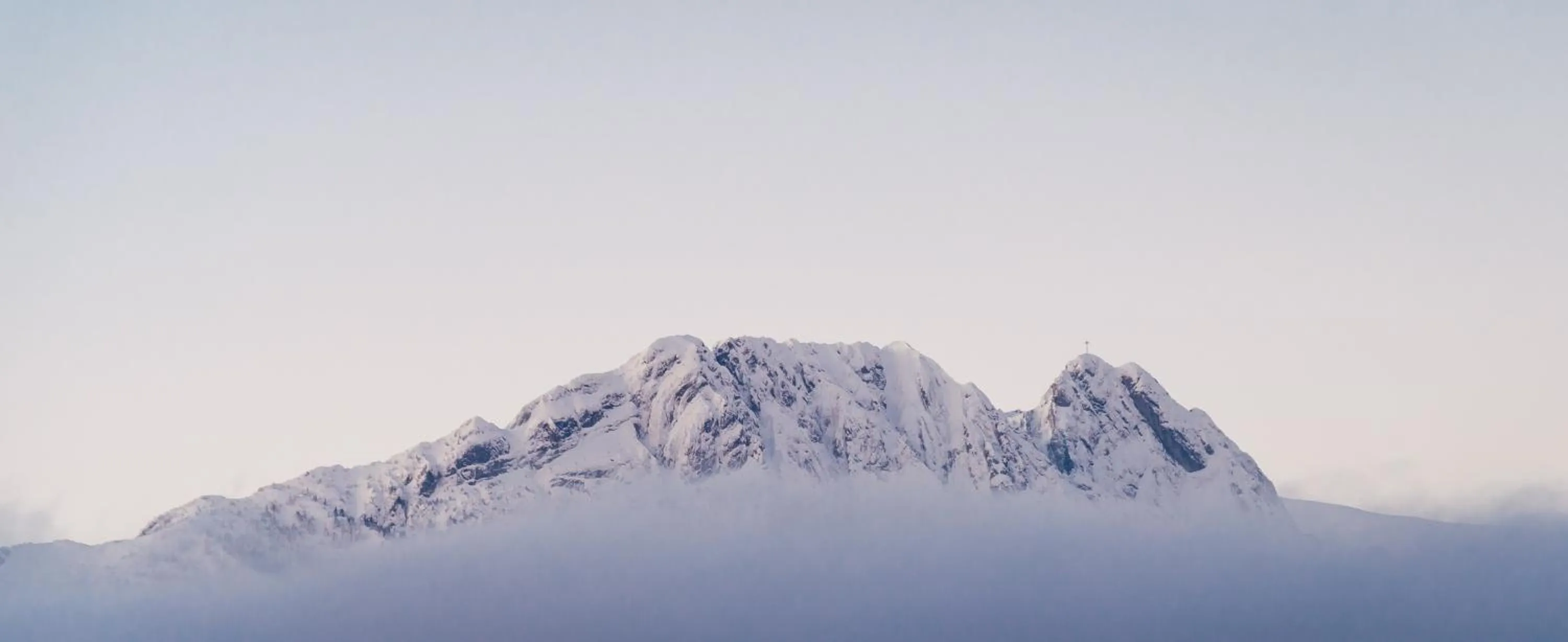 Property building in Hotel Paryski Art & Business Zakopane - Basen Jacuzzi Sauna Małpi Gaj