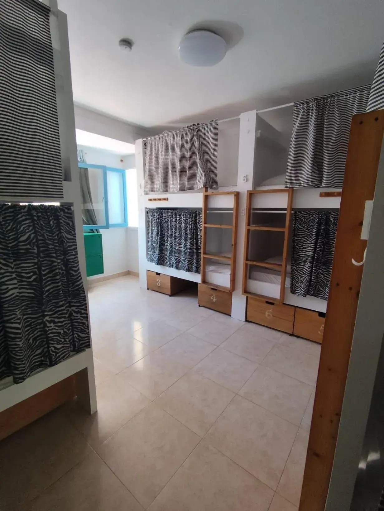 Bed in 8-Bed Dormitory Room in La Ventana Azul Surf Hostel Bed in 8-Bed Dormitory Room in La Ventana Azul Surf Hostel