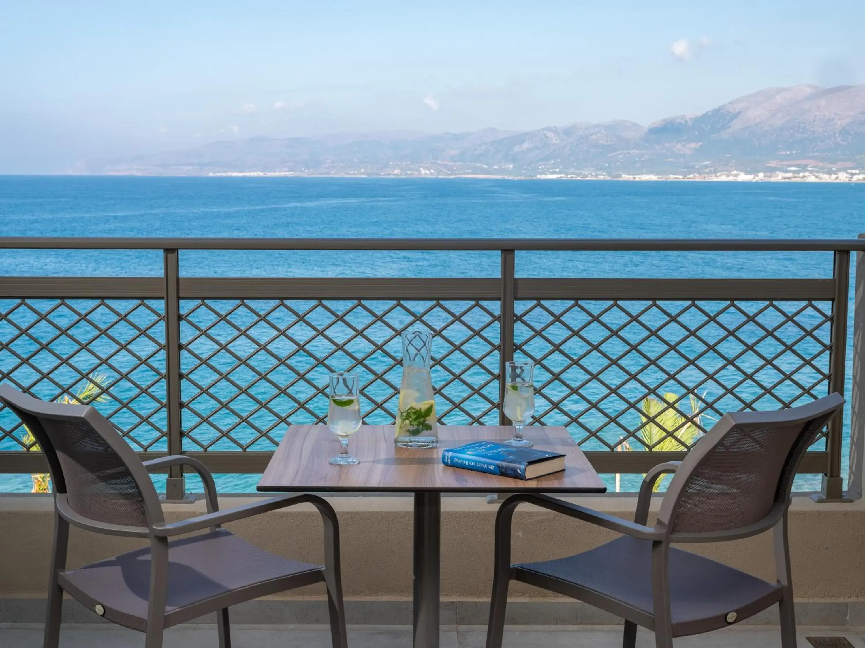 Luxury family room open plan Sea Front view in Nana Golden Beach All Inclusive Resort & Spa Luxury family room open plan Sea Front view in Nana Golden Beach All Inclusive Resort & Spa