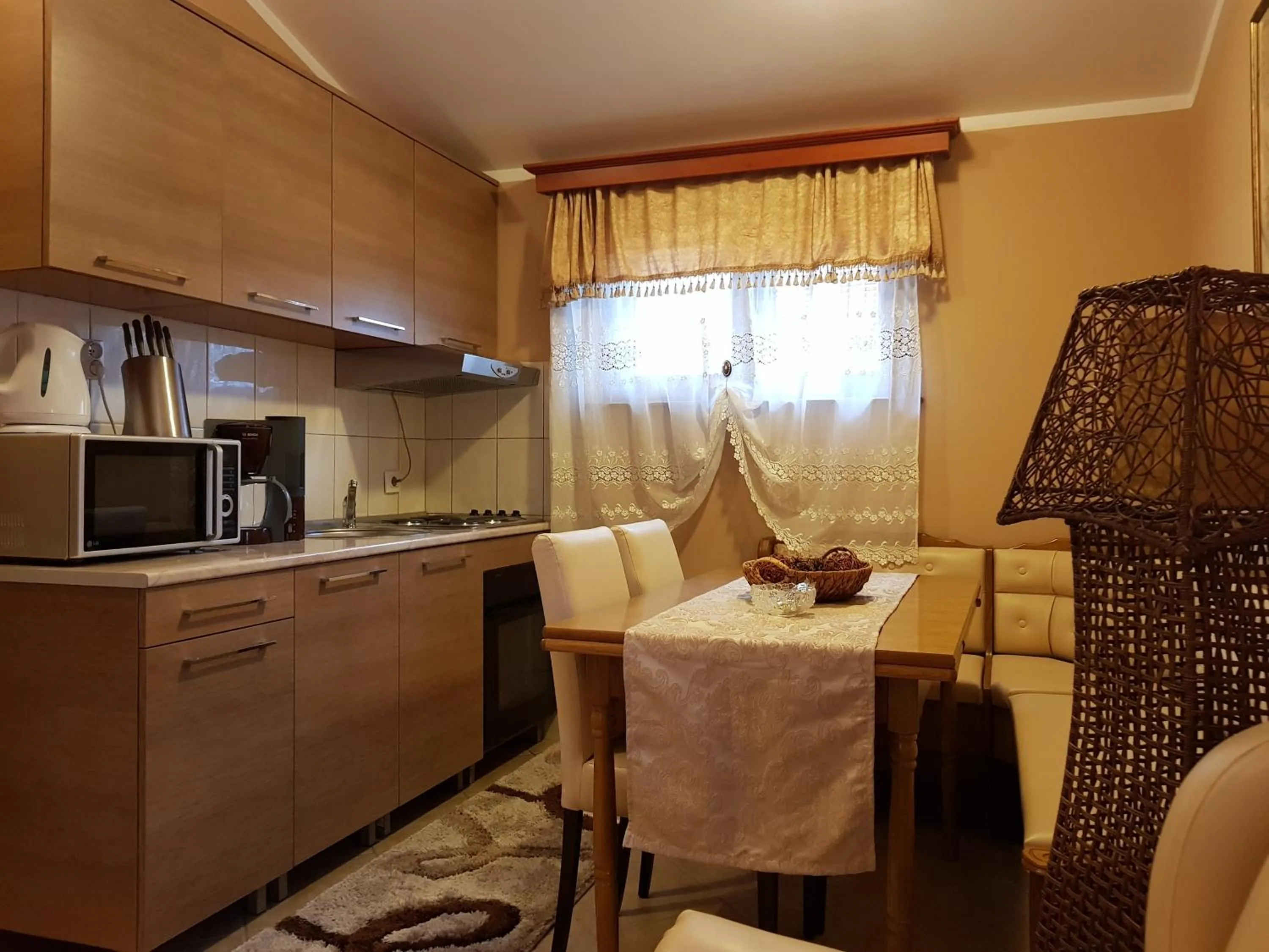 Dining area in Apartments Bogdanovic